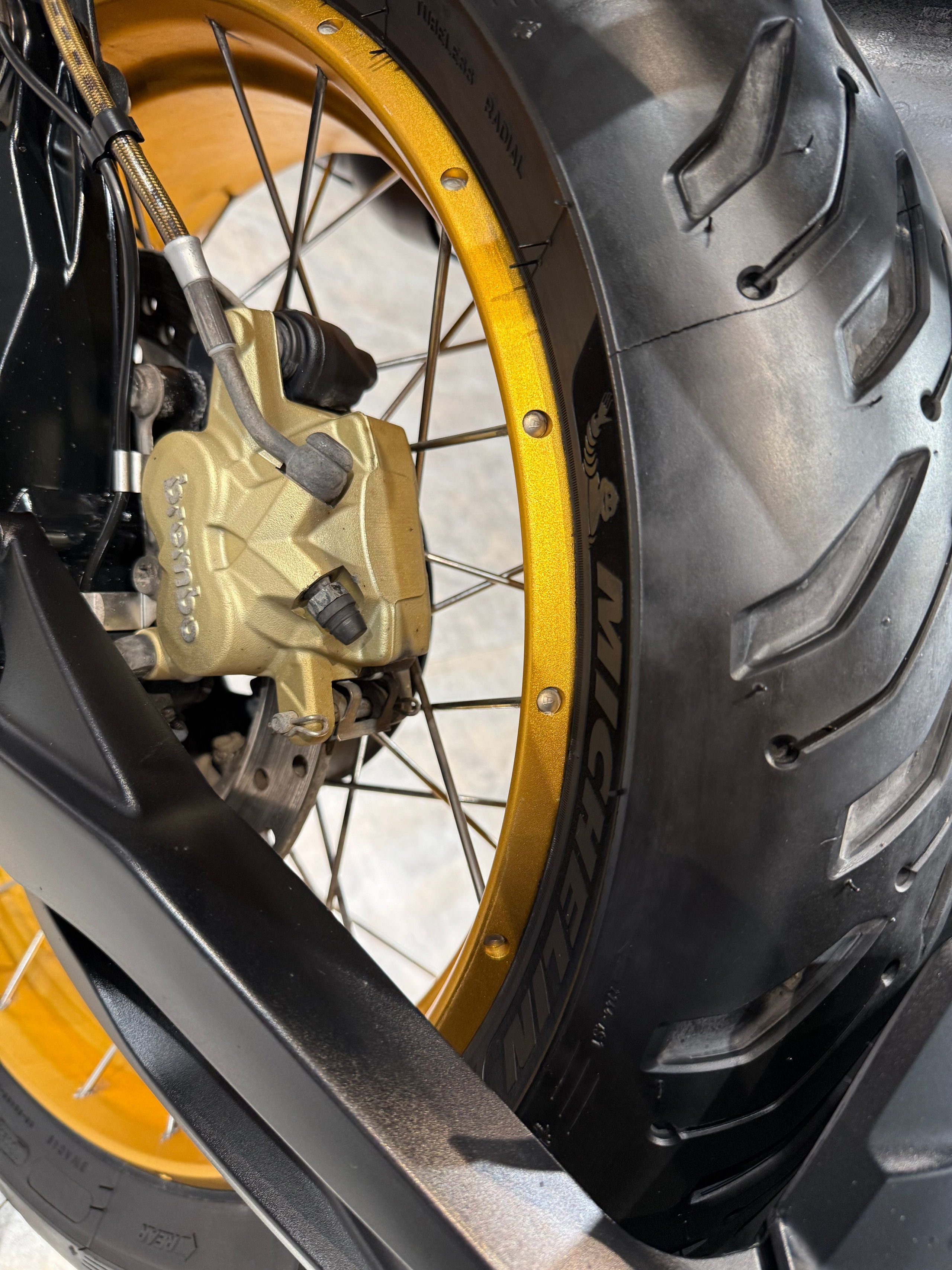 BMW R1250GS ADV Rallye HP. Hello Davidson, Москва. Только хорошие мотоциклы…