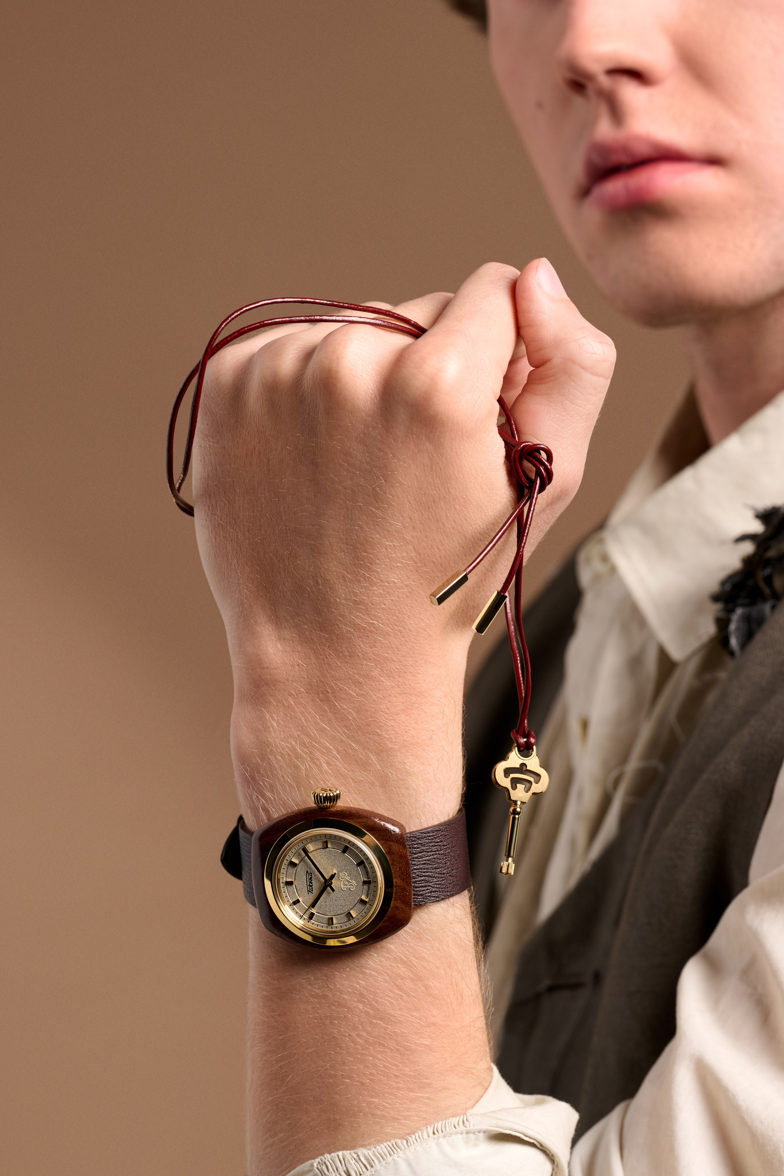 Ph: Anton Sokolov                                                                                                  Retoucher: @retouch.komissarova  