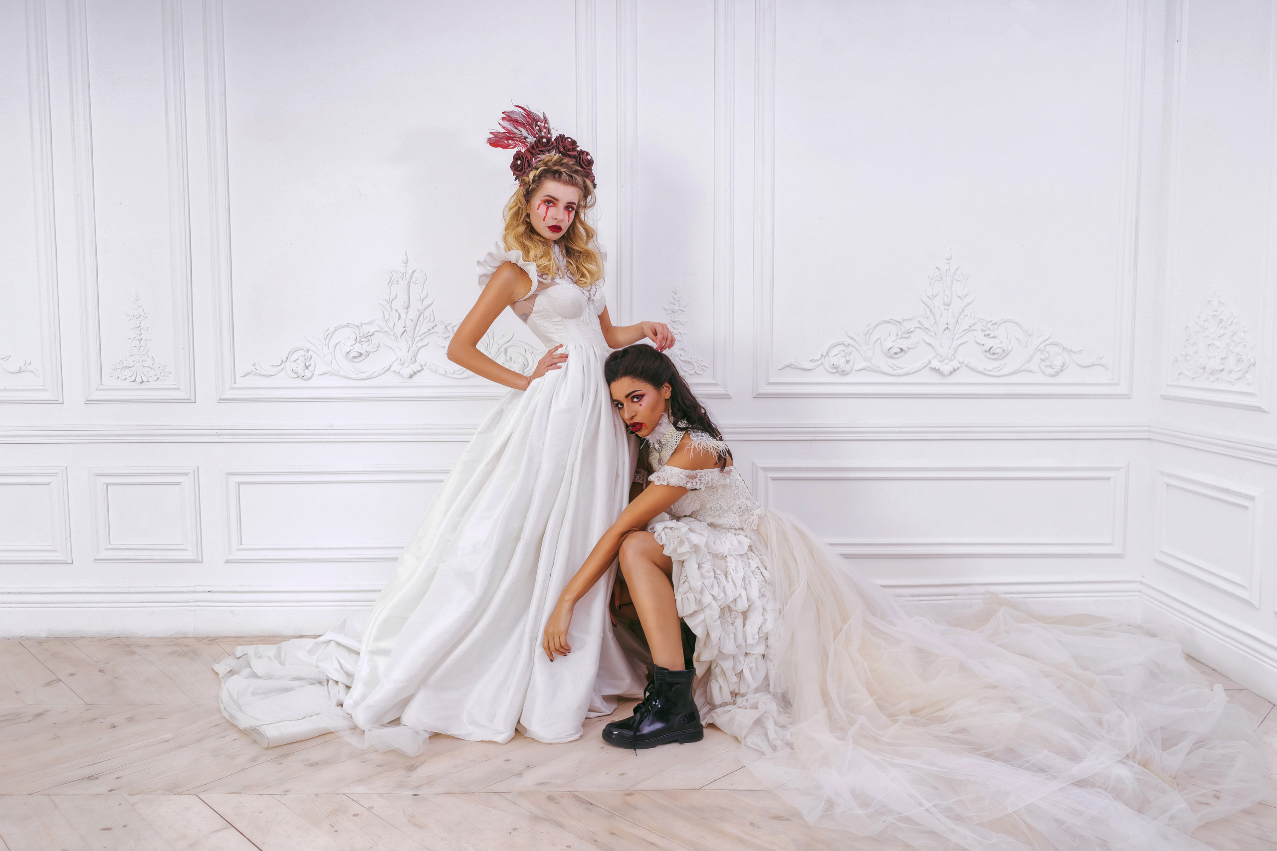 L'Avenir Boutique — Halloween Inspiration. Photographer Natalia Baranova