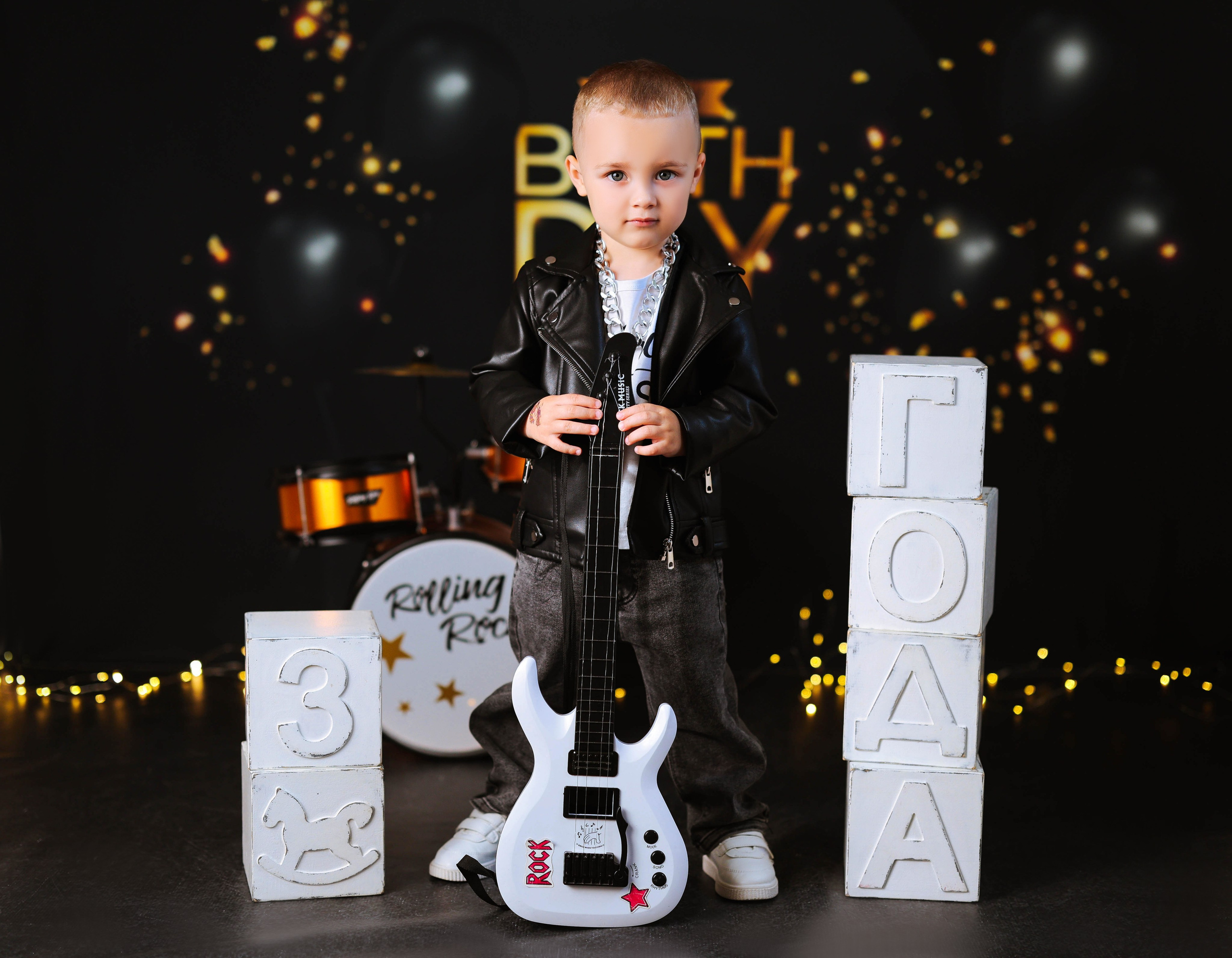 Мальчишки Антураж