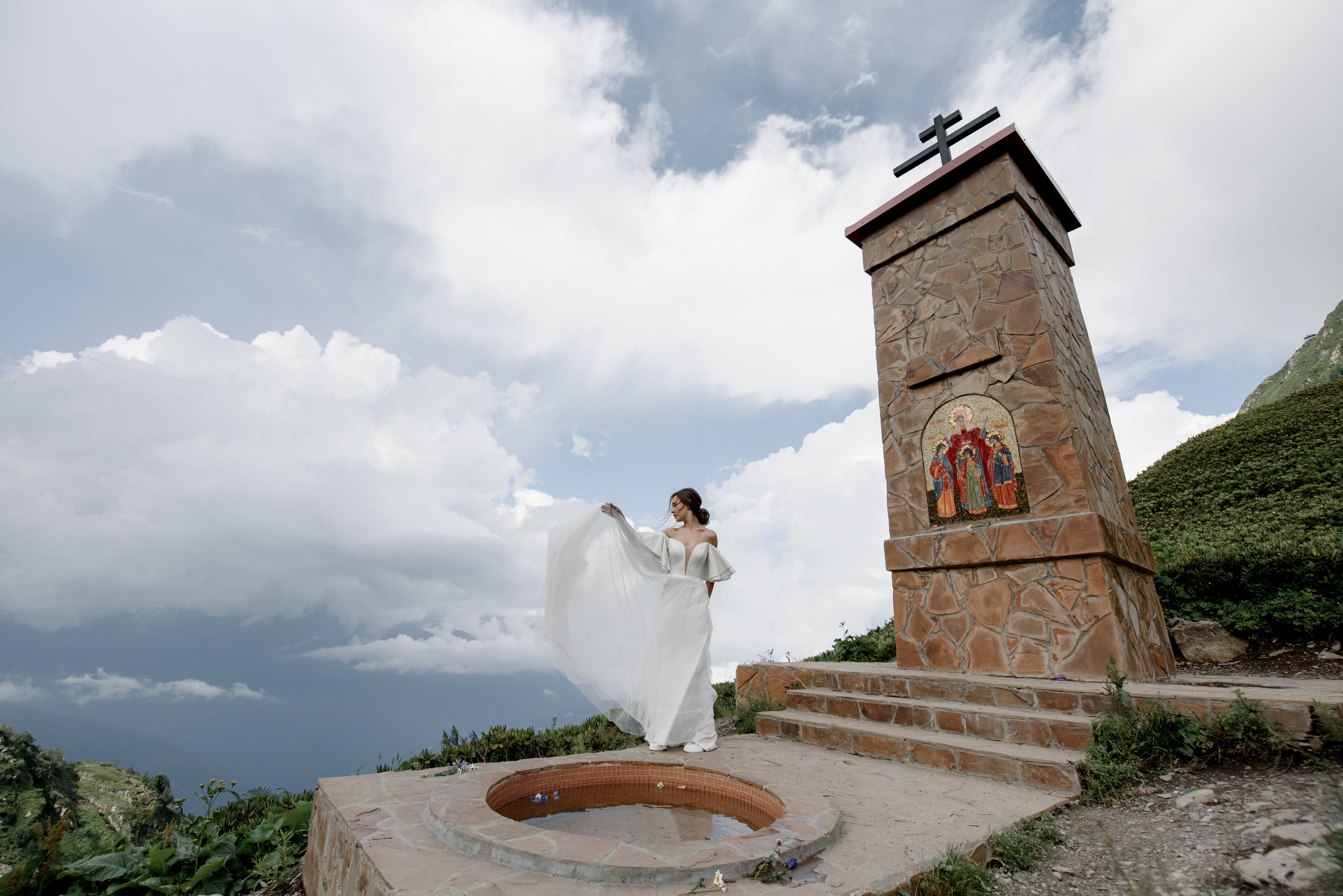 Валерии & Ольга. Сергей Каба|Свадебный фотограф Сочи - атмосфера торжества остается с в