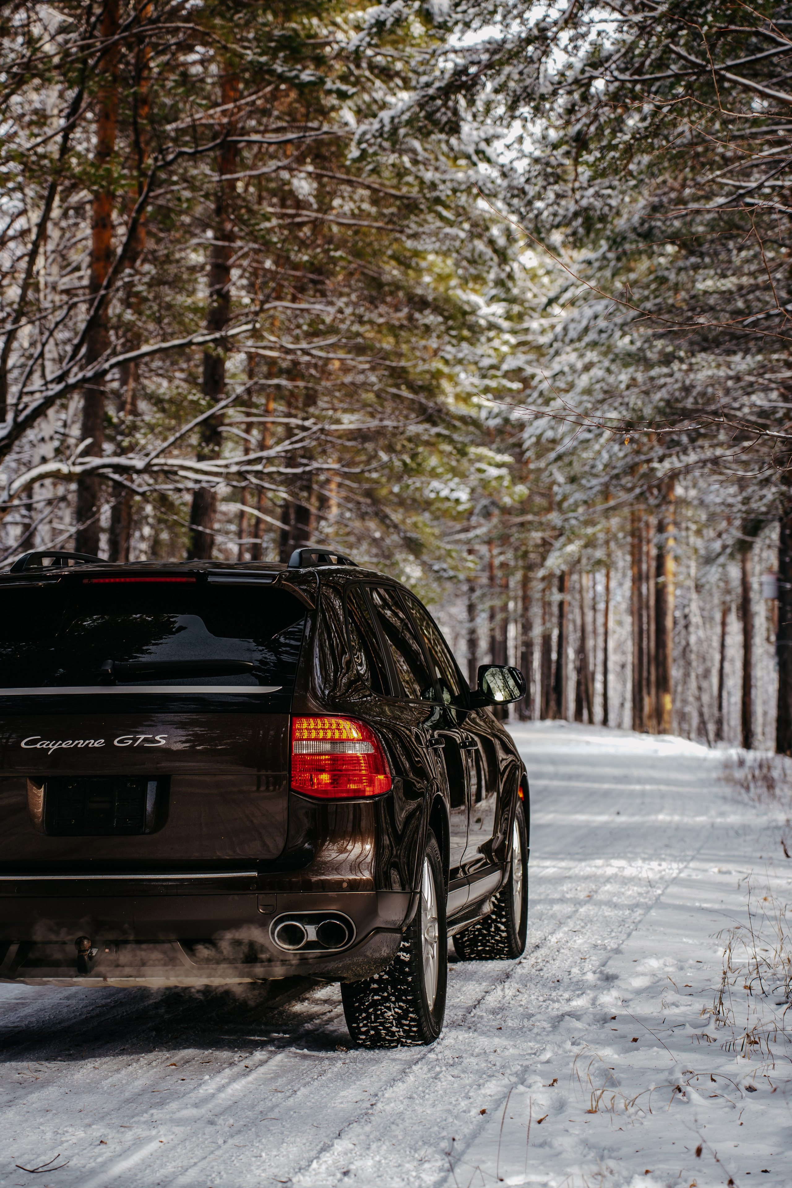 Porsche Cayenne. Фотограф, видеограф и пилот дрона на Байкале