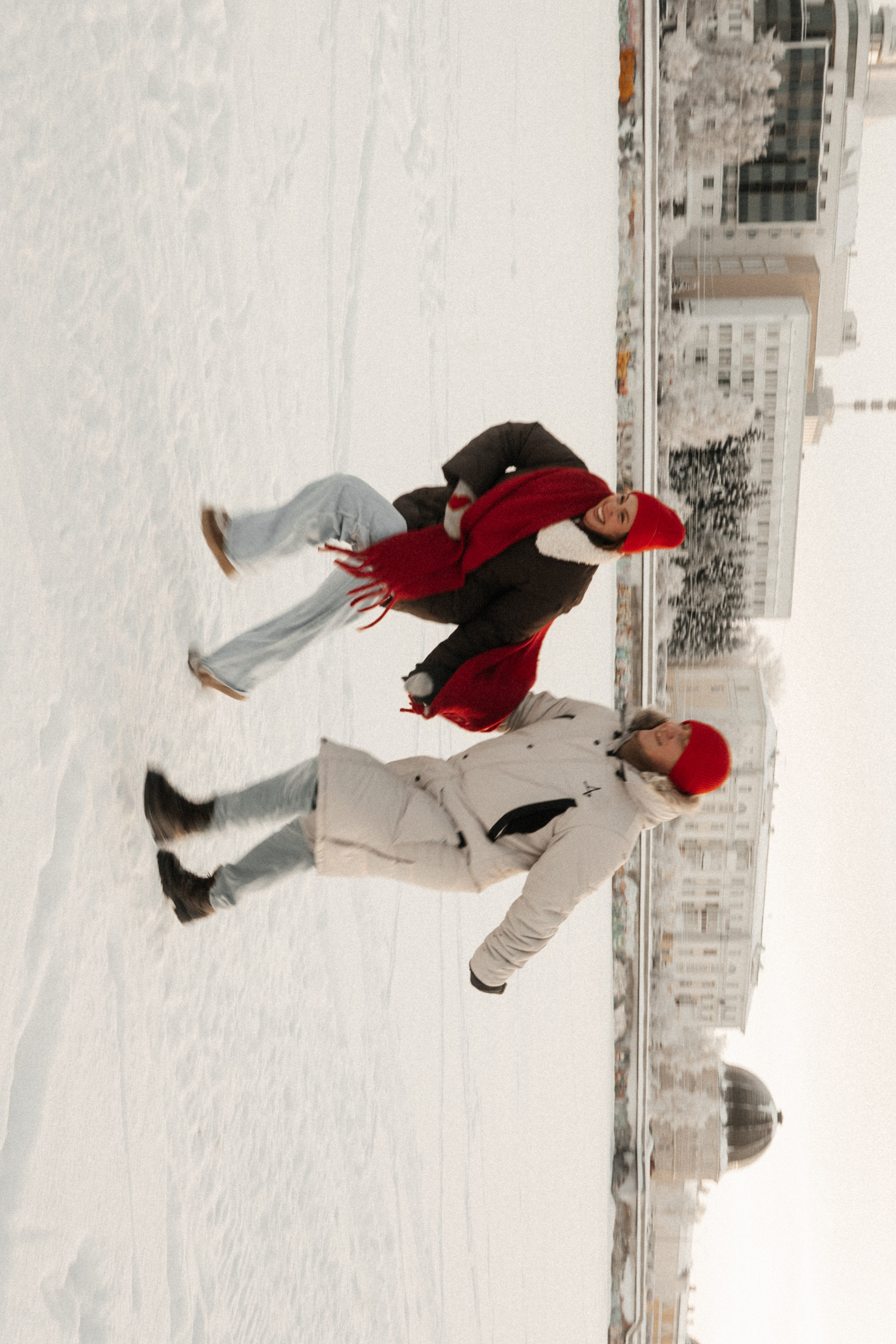 [our pulses aligned…]. Фотограф в Архангельске