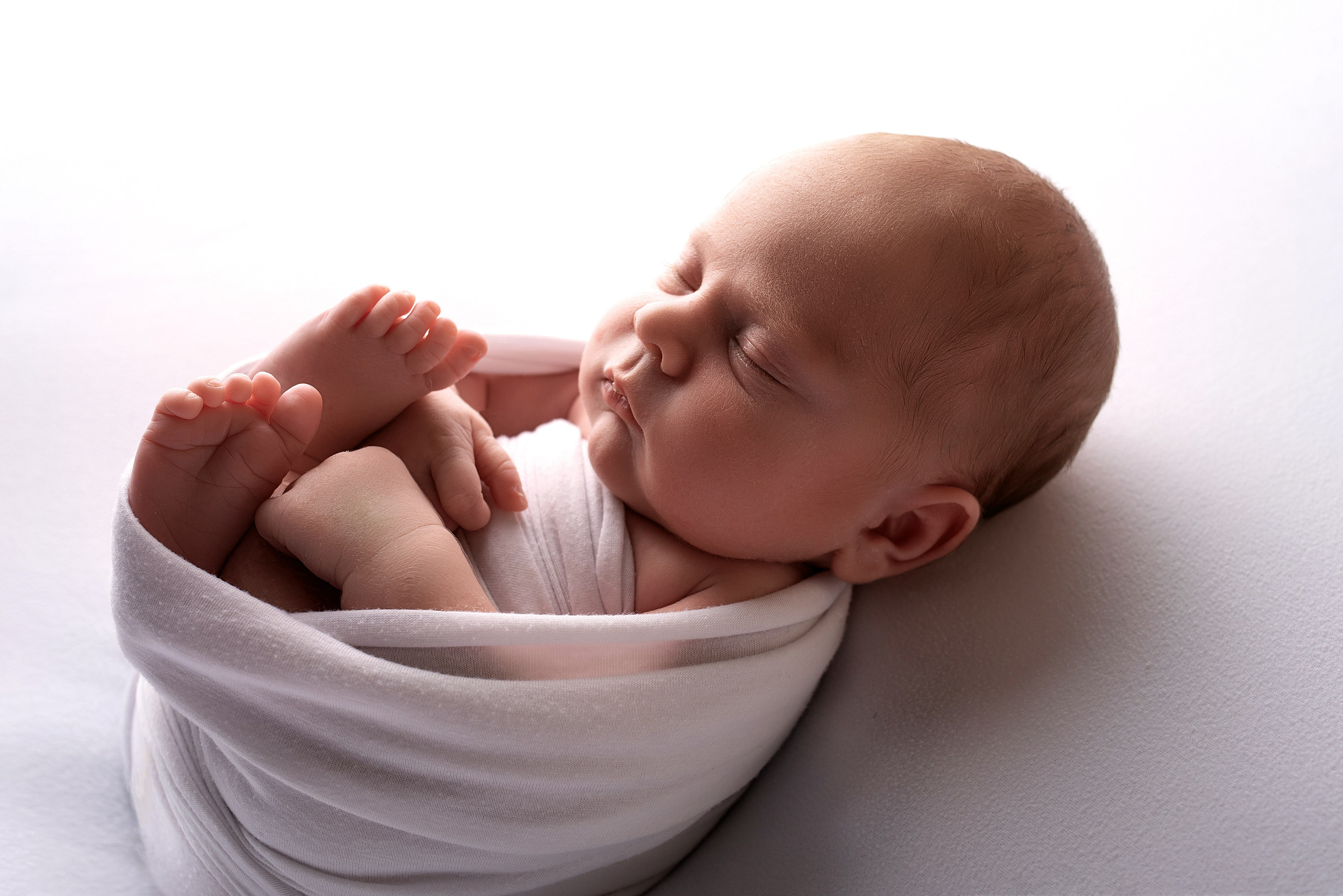 Новорождённые (в обмотках). Детский фотограф новорождённых в Минске Боровик Екатерина