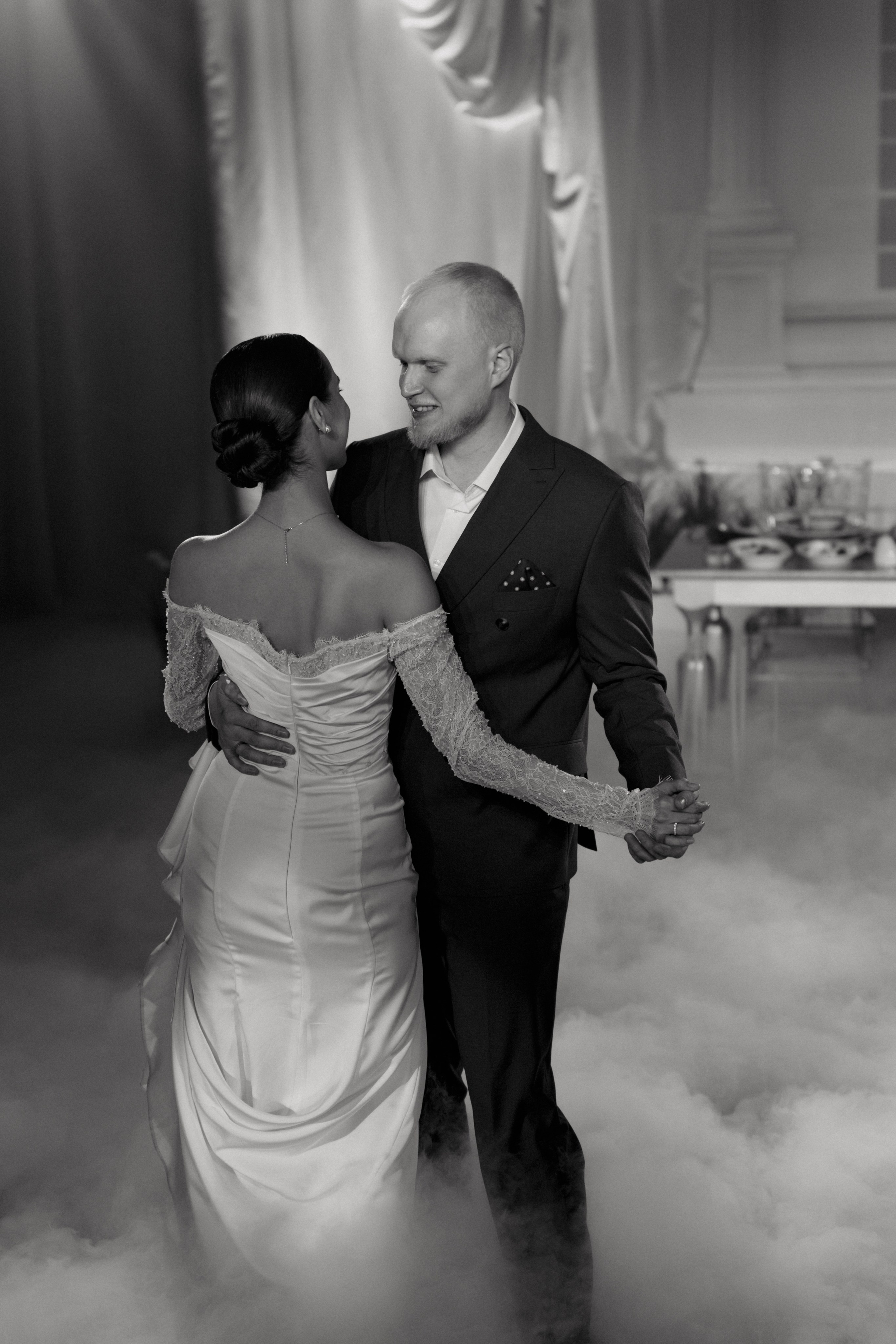 Даниил и Регина. Свадебный фотограф Марусина Катерина