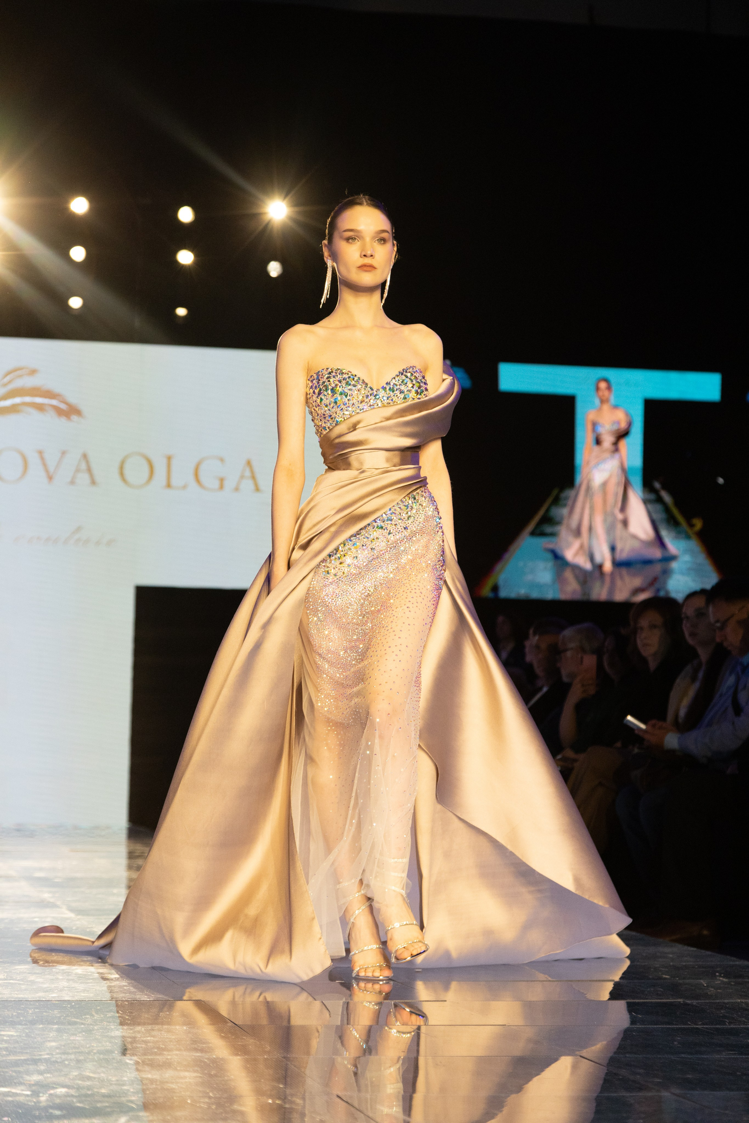 Международный фестиваль моды. Репортажный фотограф Анастасия Головко