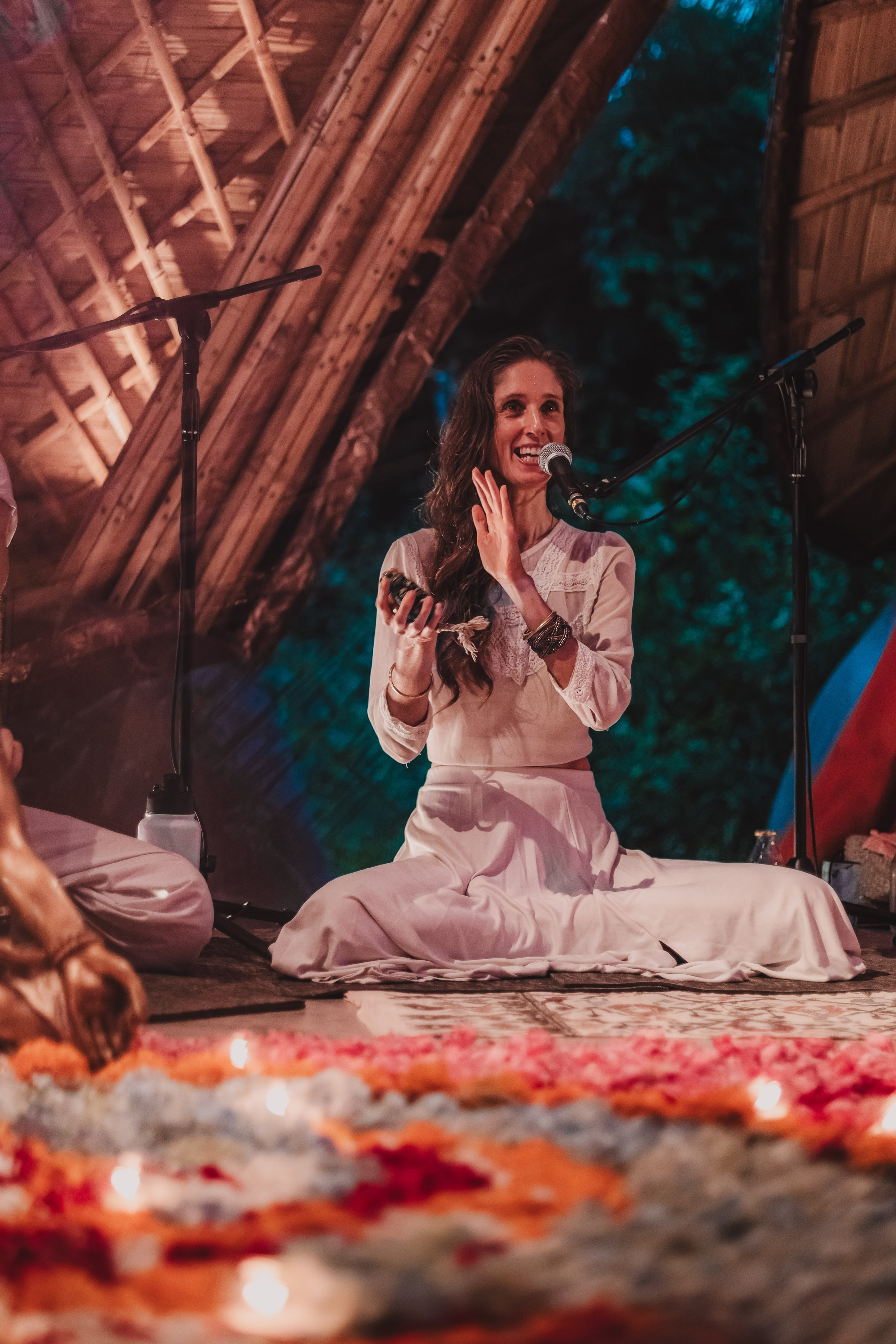 Bhakti Bliss kirtan at Alchemy. Mariam Bagdasaryan