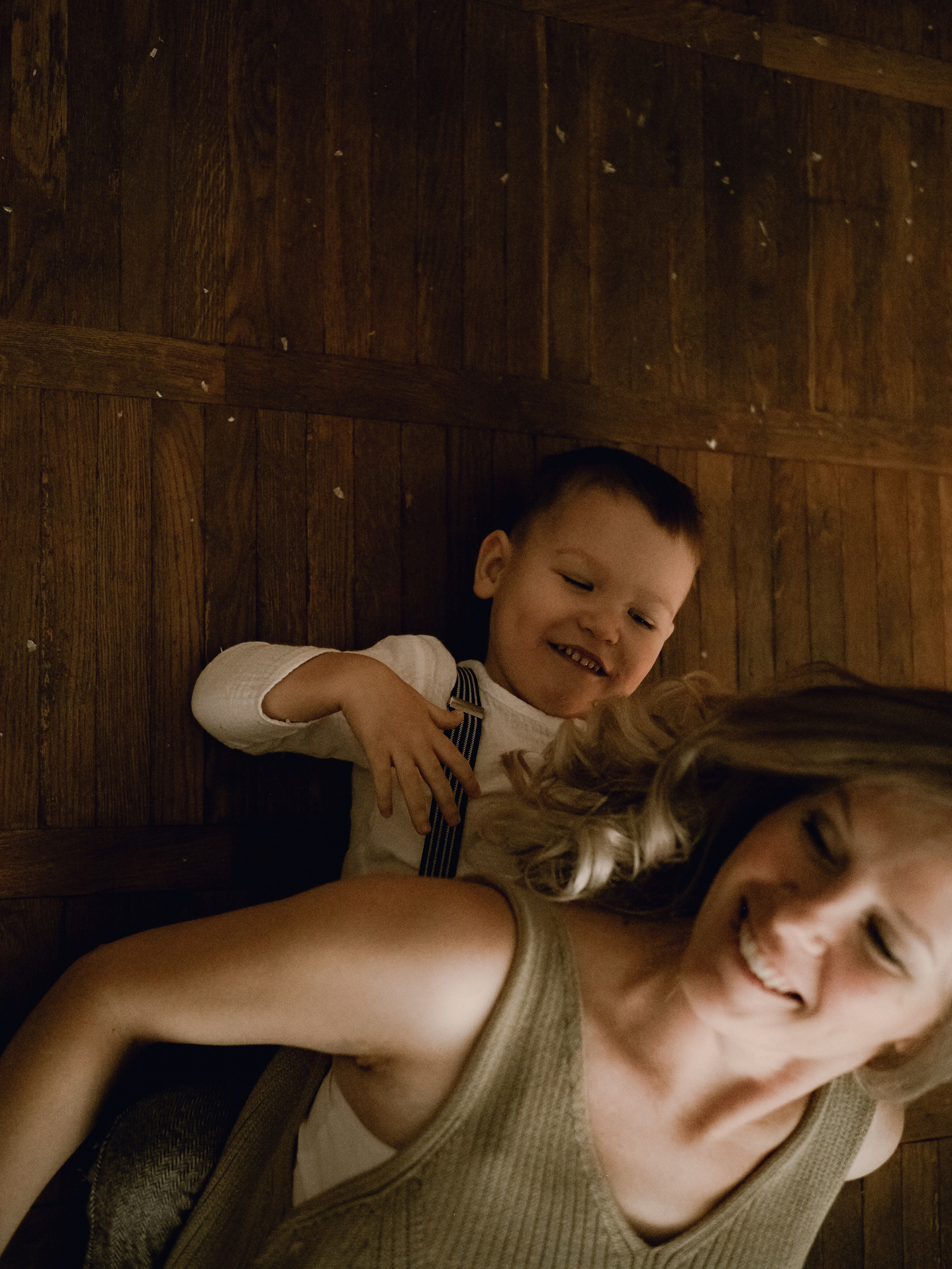 Если фото у елочки, то вот так. Фотограф Рязань. Семейный Свадебный фотограф