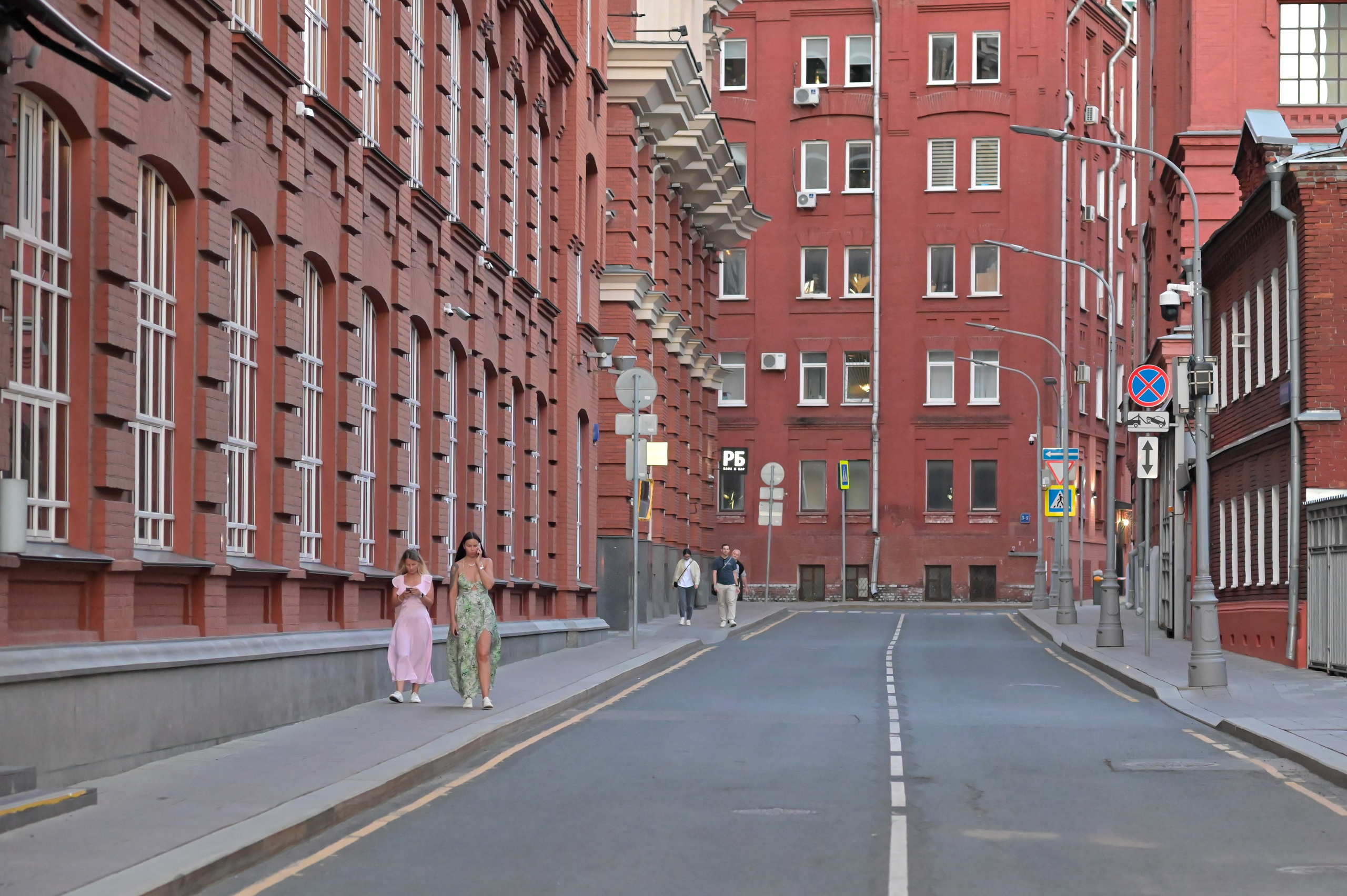 20240706 Киевская, Музеон, Библиотека. Дмитрий Ремизов. Фотография, как хобби