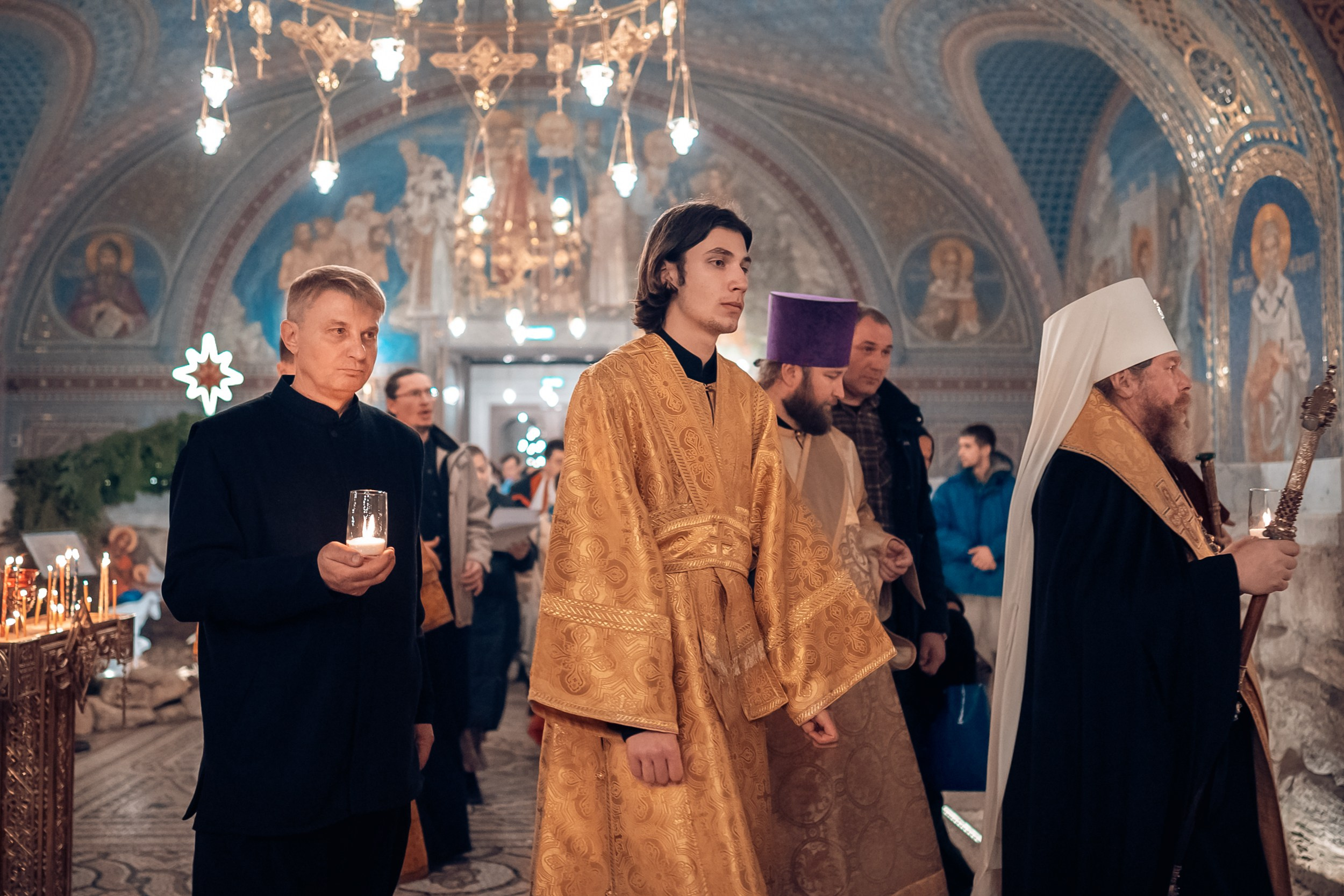 Божественная Литургия в новогоднюю ночь 2025 г, Херсонес Севастополь. Церковный фотограф Севастополь