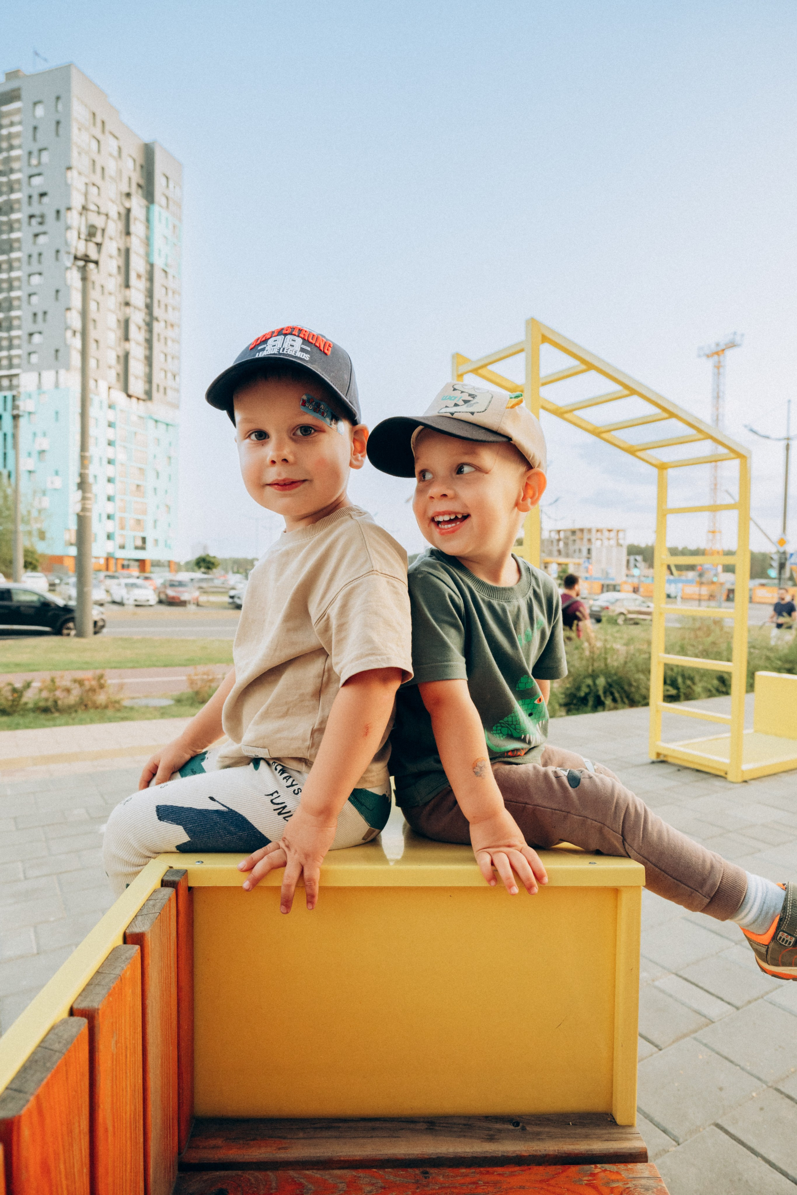 Тёма и Лёва