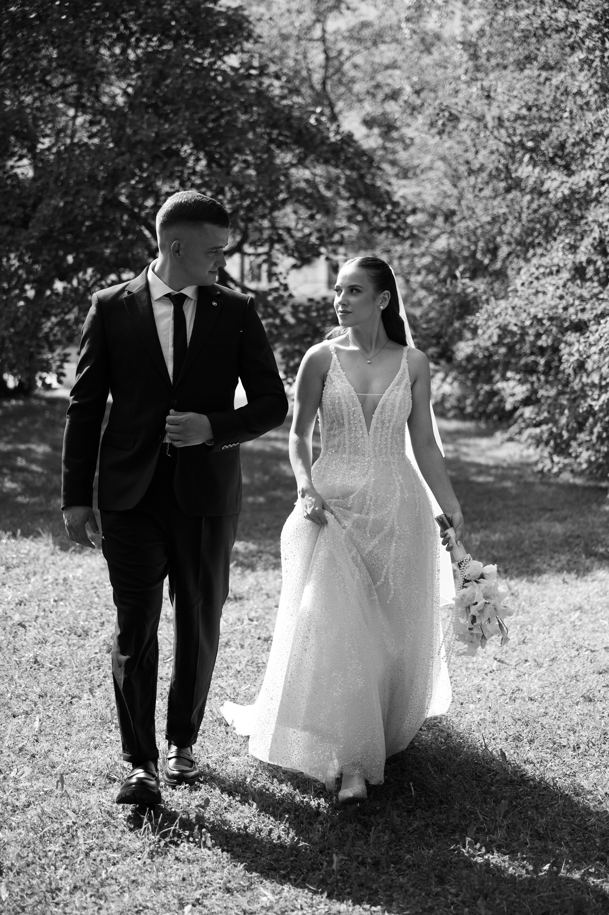 Антон и Виолета. Zhulanovilya