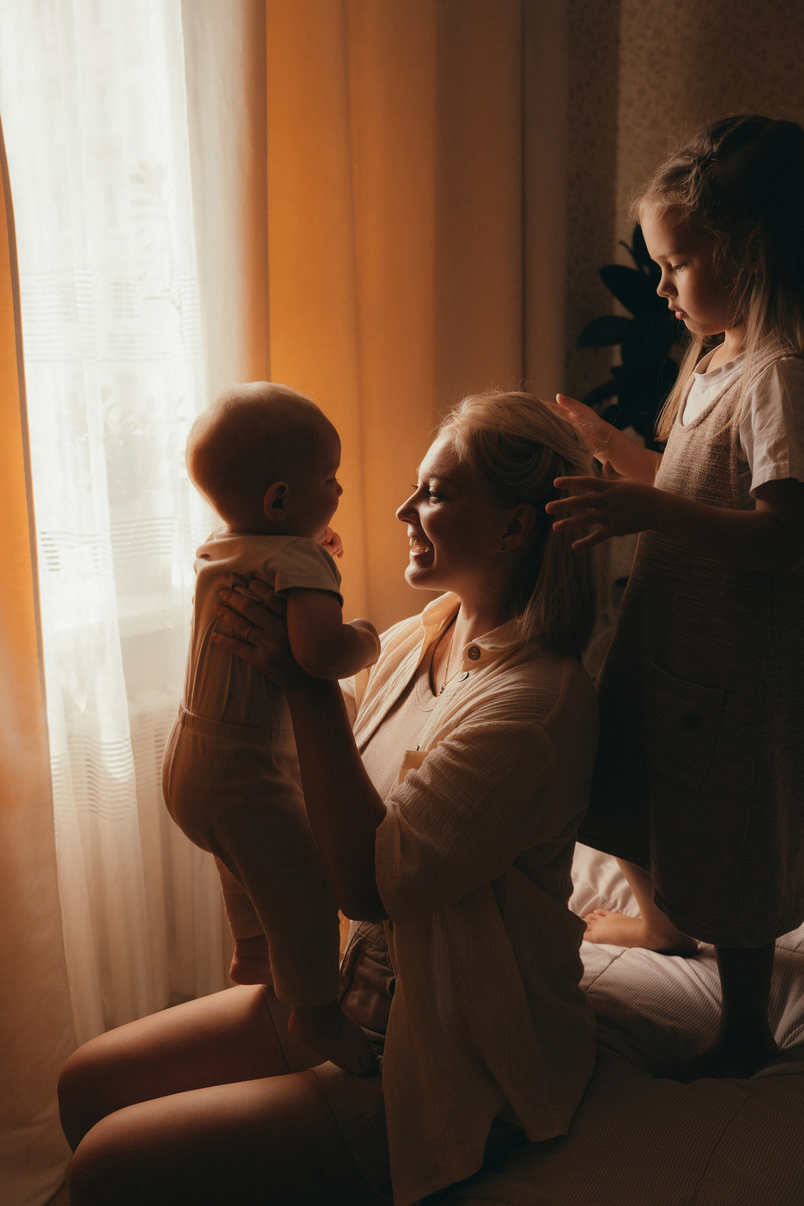Настя, Саша и Гриша. Семейный фотограф • Домашние съемки в Нижнем Новгороде