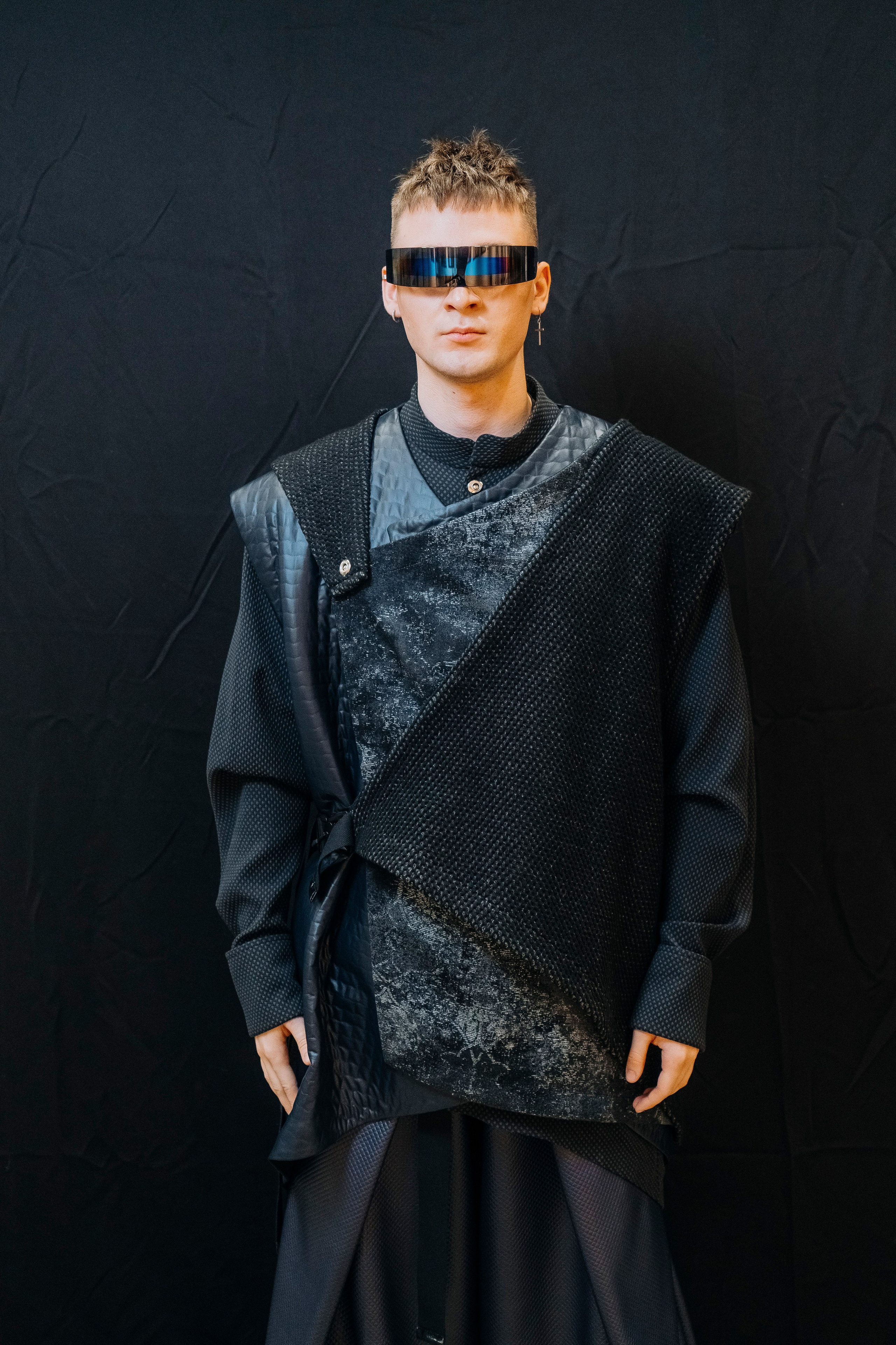 B&D FASHION SHOW: Мода как искусство. Переосмысление классики. Больше: https://sinonim.org/improve#res. Профессиональный портретный фотограф в Москве Владимир Глаголев