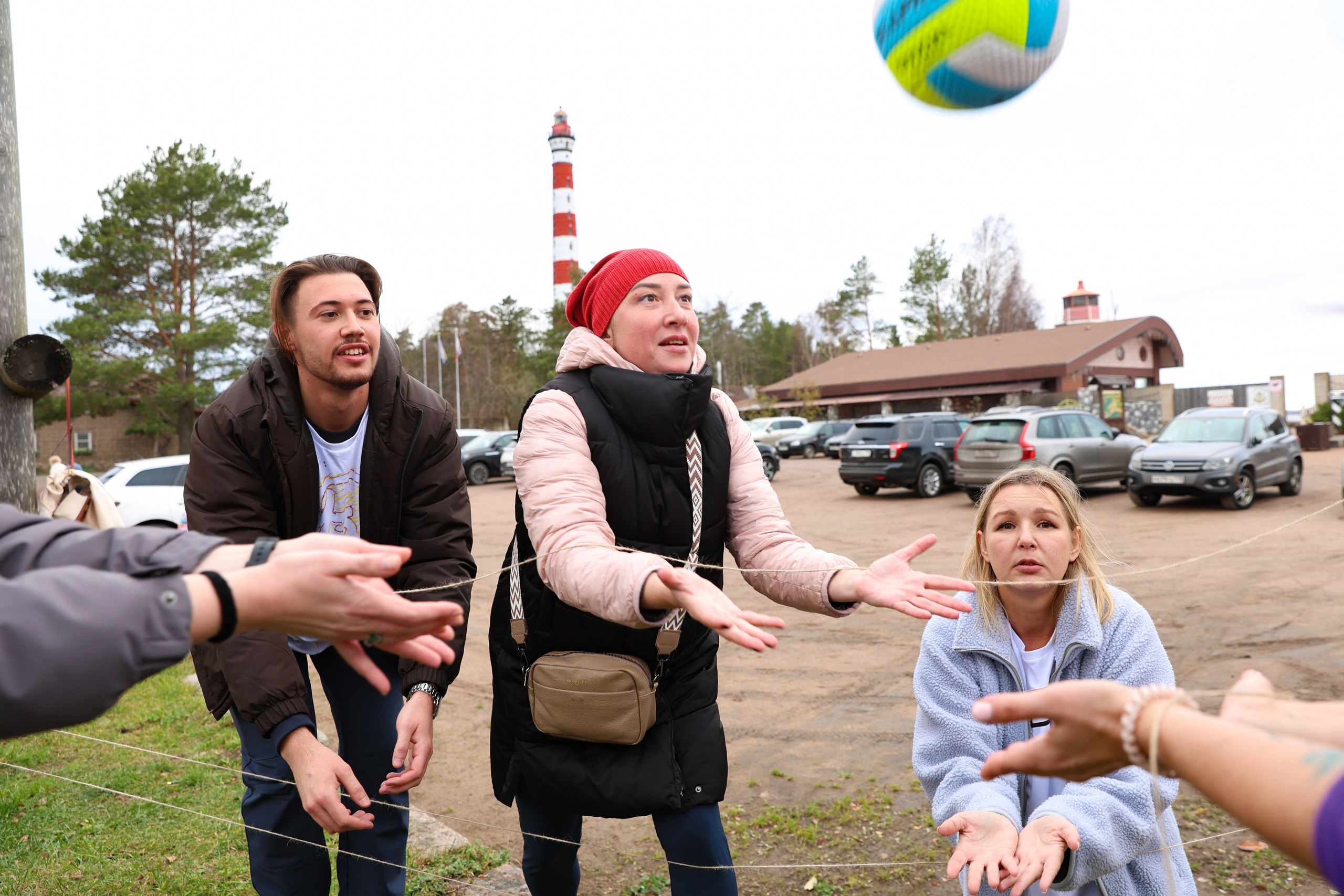 Тиндер смена в лагере для взрослых «Изи». Фотограф Дарья Попова