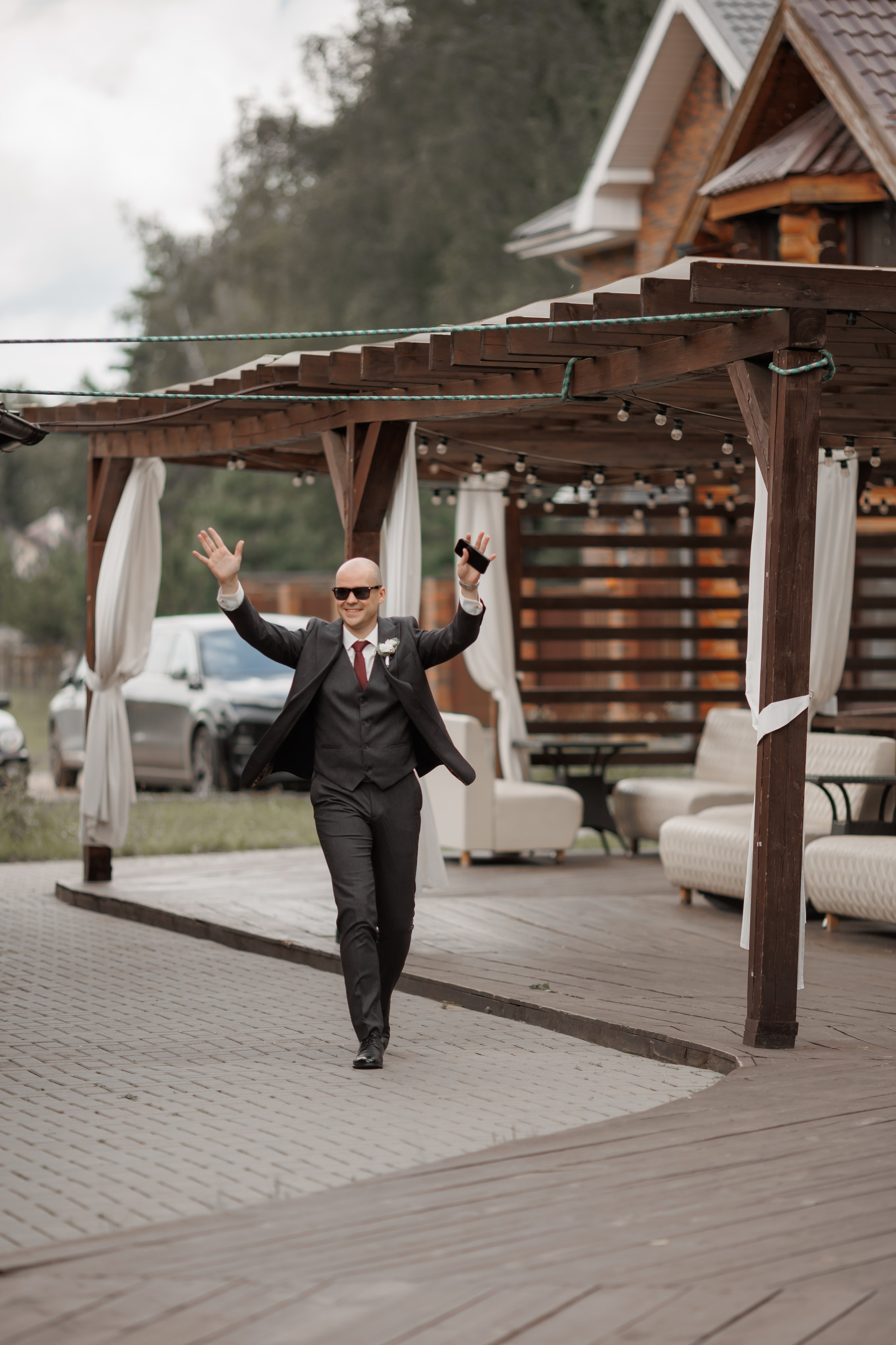 Полина и Дмитрий, загородный клуб «Барин», ЗАГС в г. Пушкино. Свадебный и репортажный фотограф (Москва, Королев и другие)