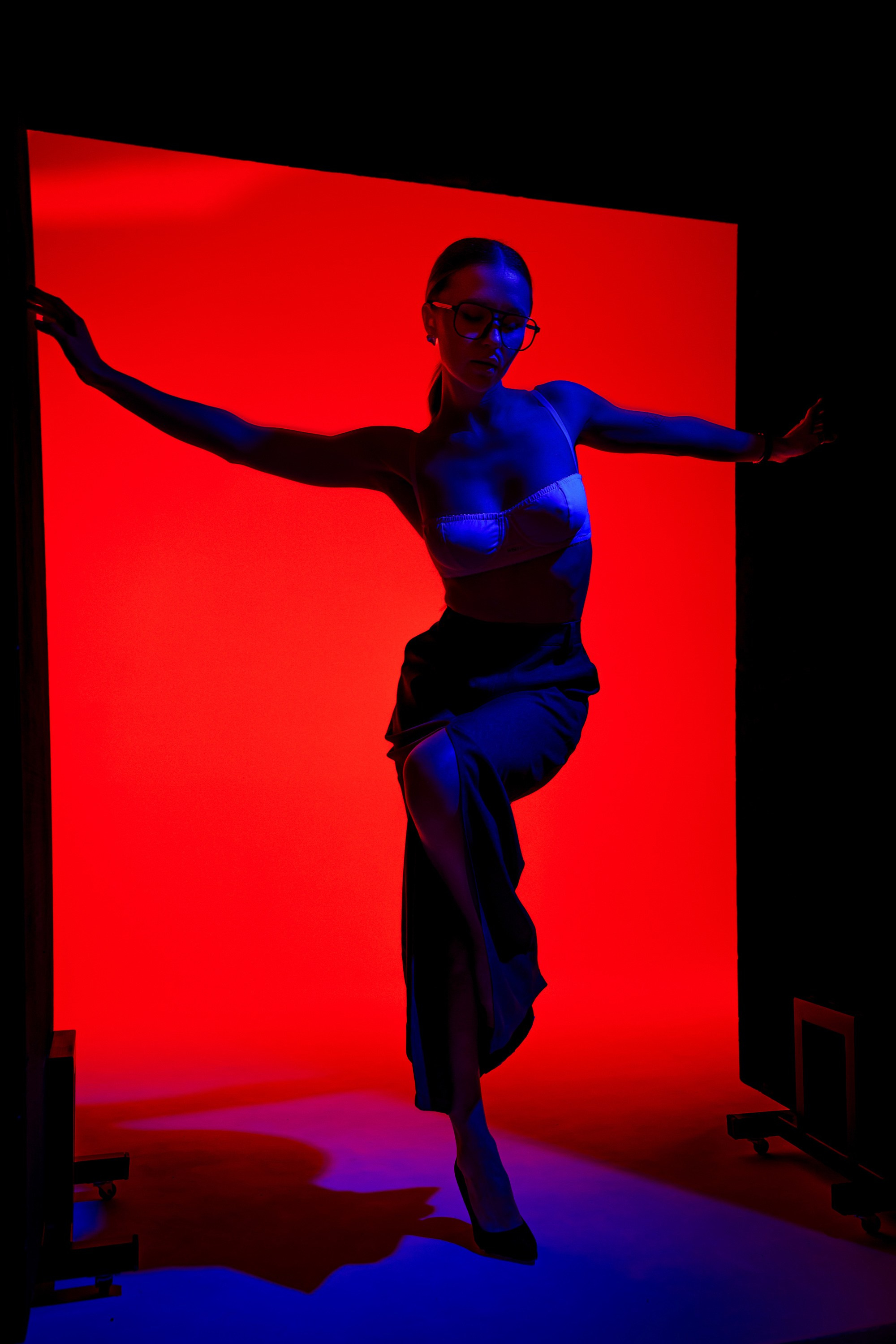 Студия. Максим Комаров — Профессиональный фотограф