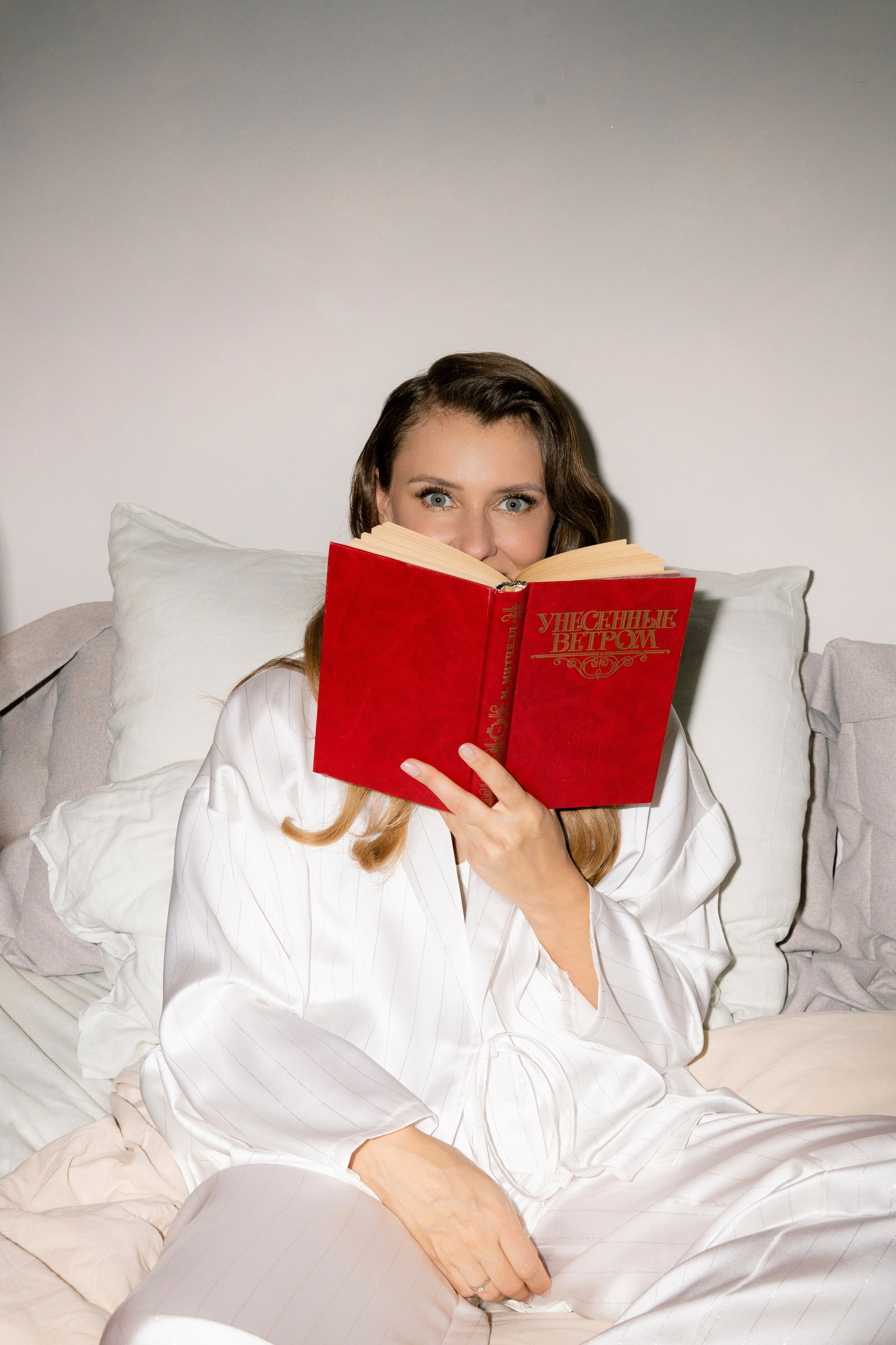 Иван и Рума. Москва. Сборы в отеле Marco Polo и роспись в особняке Спиридонова. Свадебный фотограф Катерина Чулкова