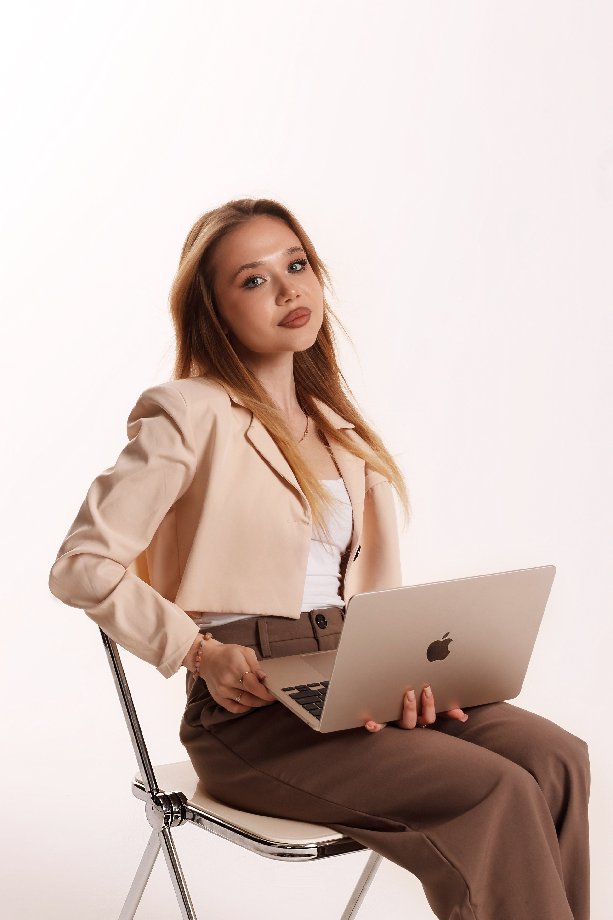 Студийные съёмки. Фотограф в Москве и Московской области Елизавета Макарова