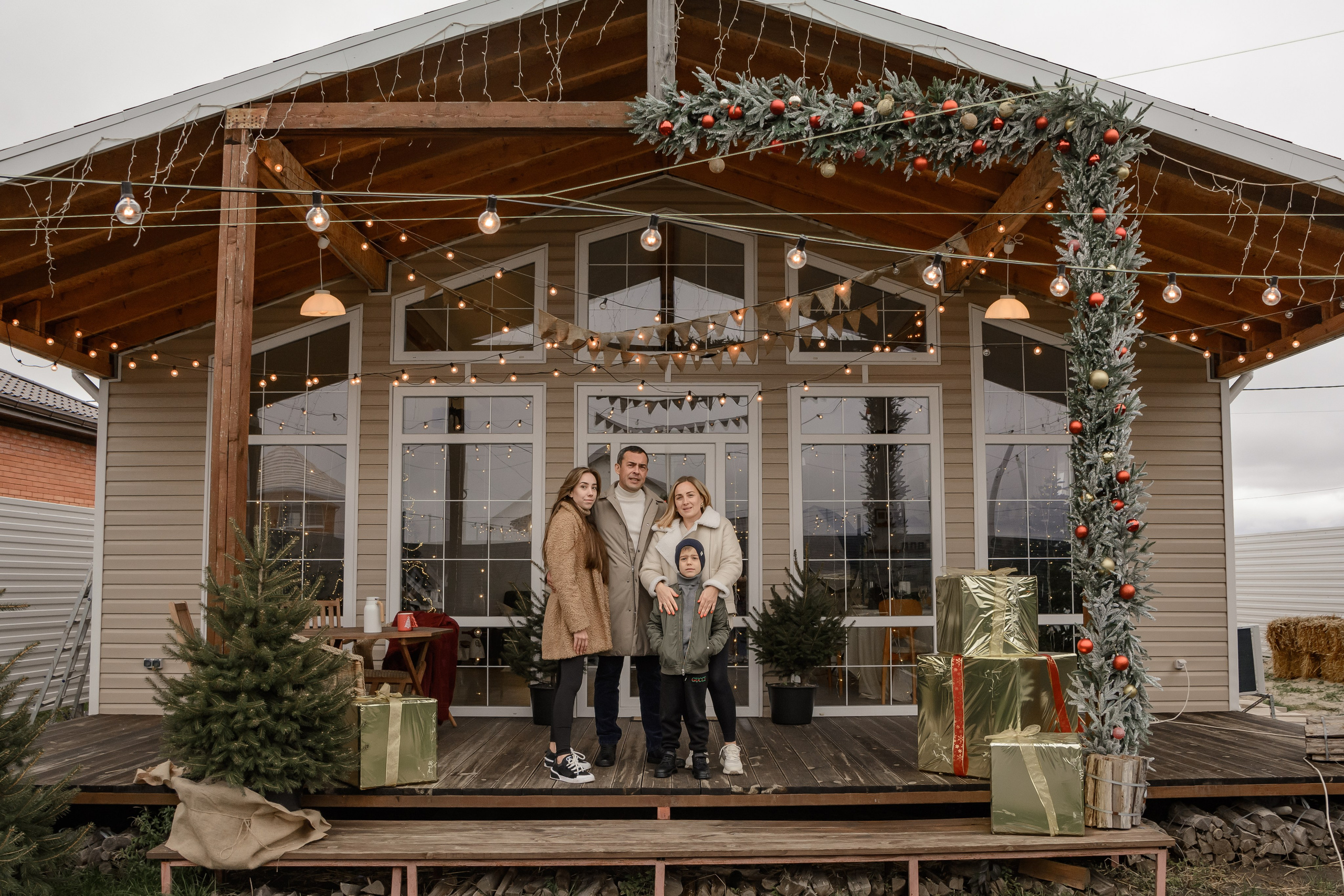 Новогодняя семейная фотосессия Дода. Семейный и детский фотограф Кущ Наташа