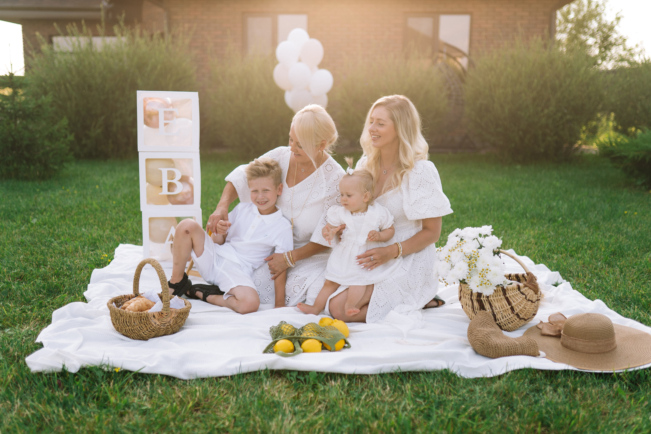 Малыши постарше. Фотограф новорожденных Москва, Домодедово