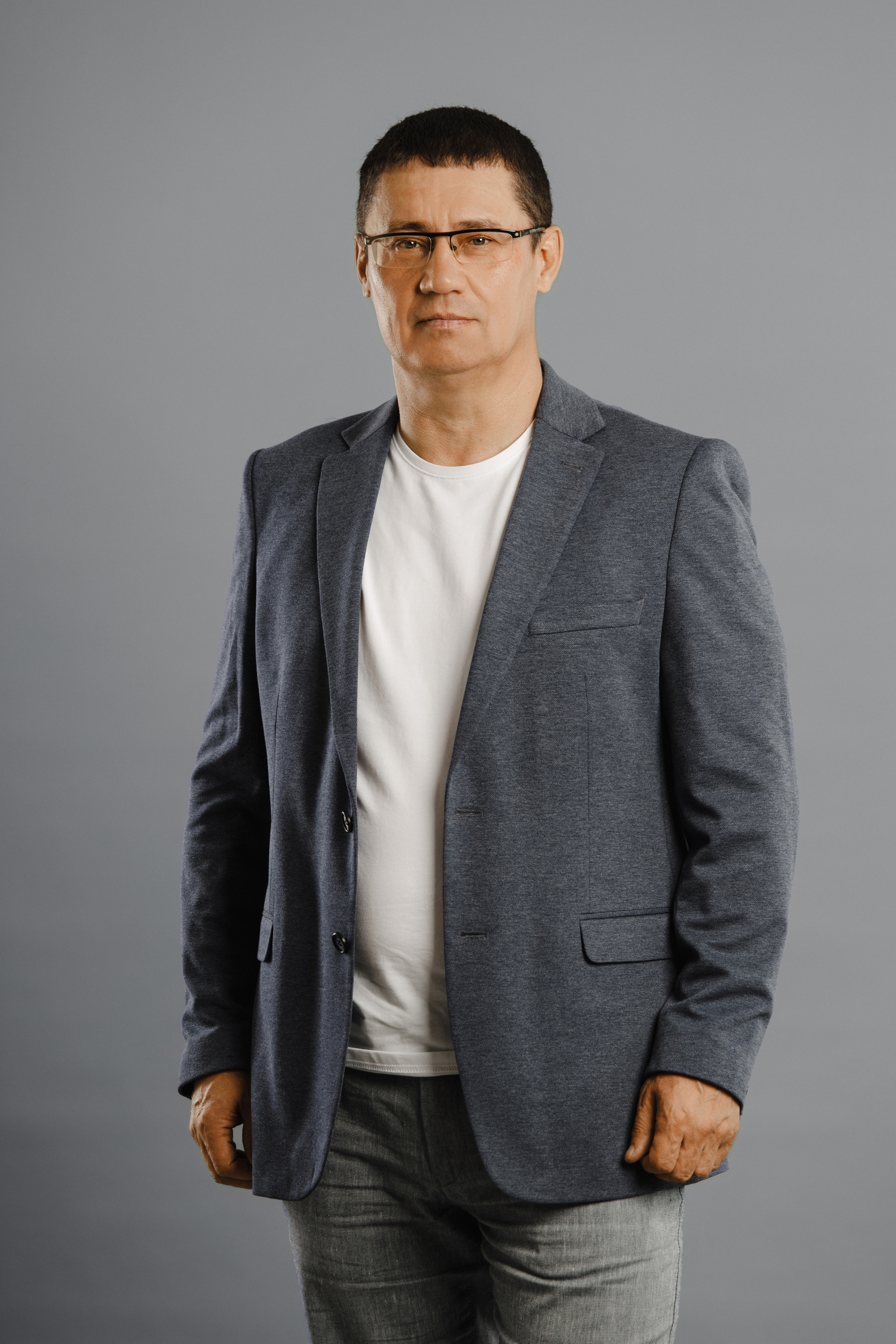 Бизнес портрет. Гарутис Лидия профессиональный фотограф в Чите