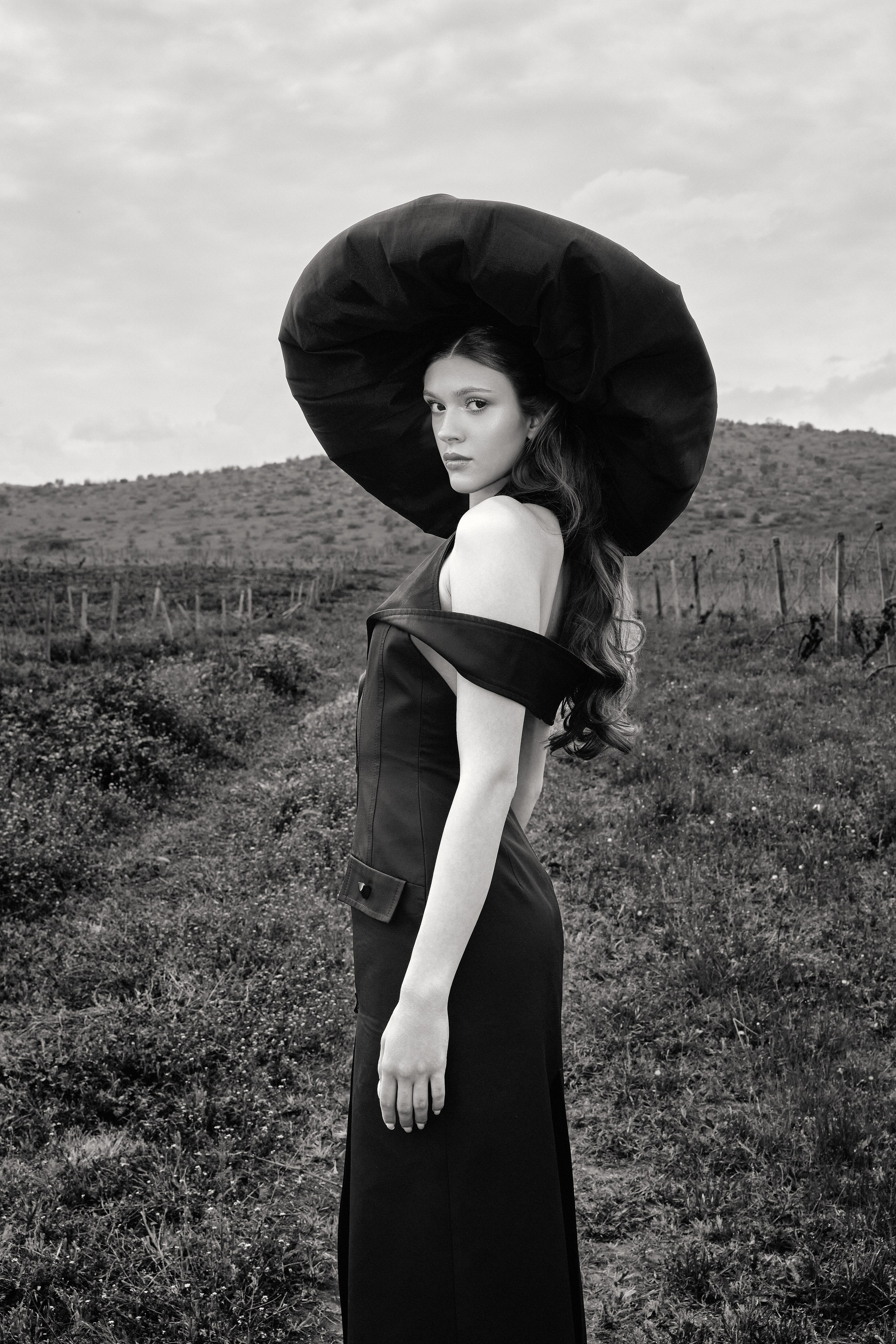 Elena. Elona_production