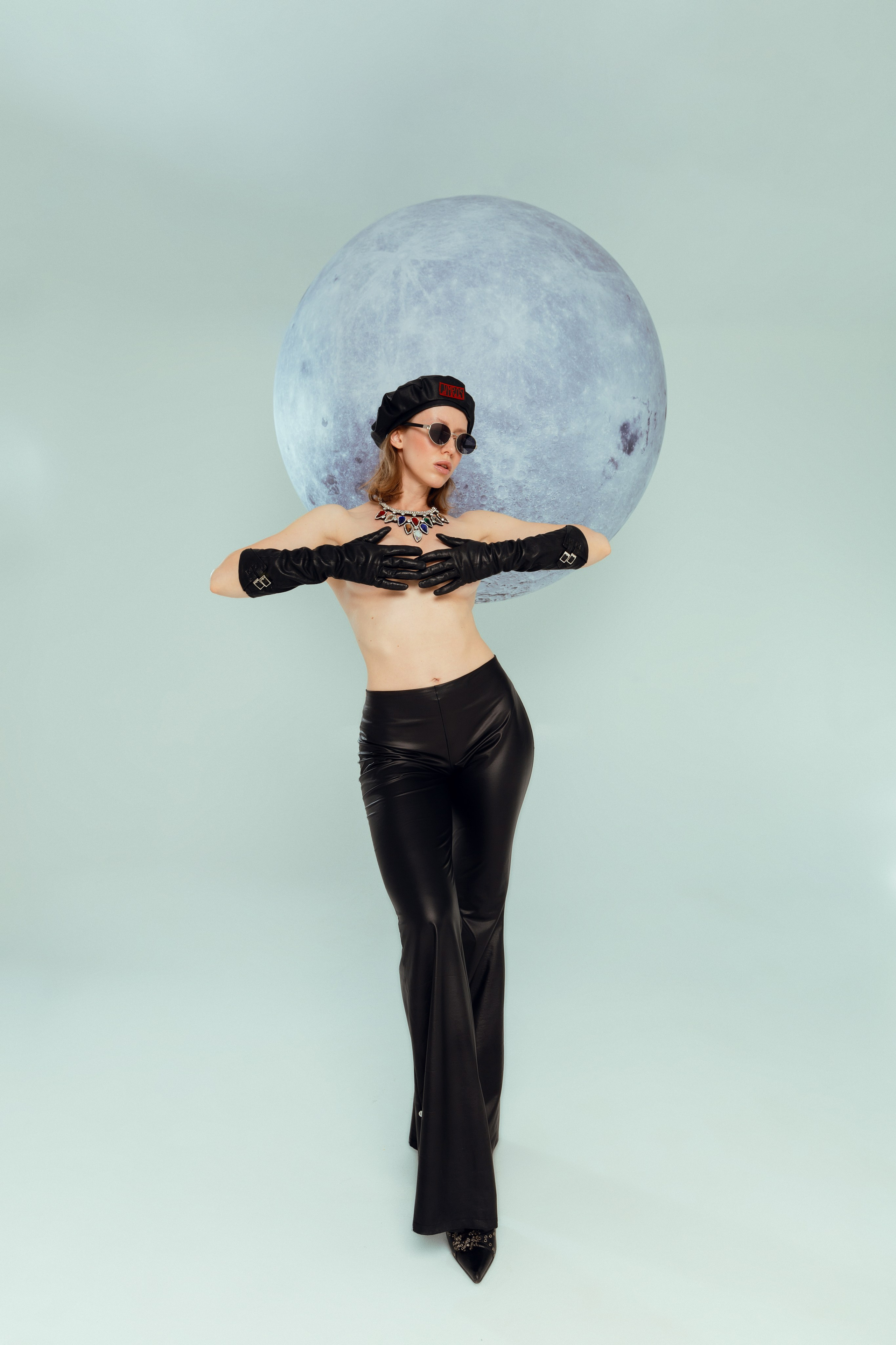 Luvmirrors. Портретный фотограф в Москве Адела Гортолум