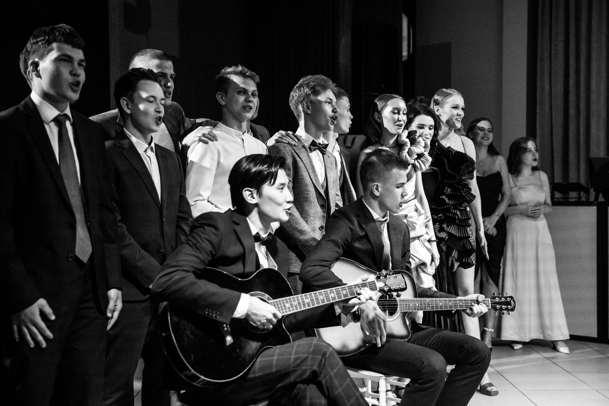 2023-06-23 Выпускной МБОУ СОШ № 10. Фотограф в Красноярске