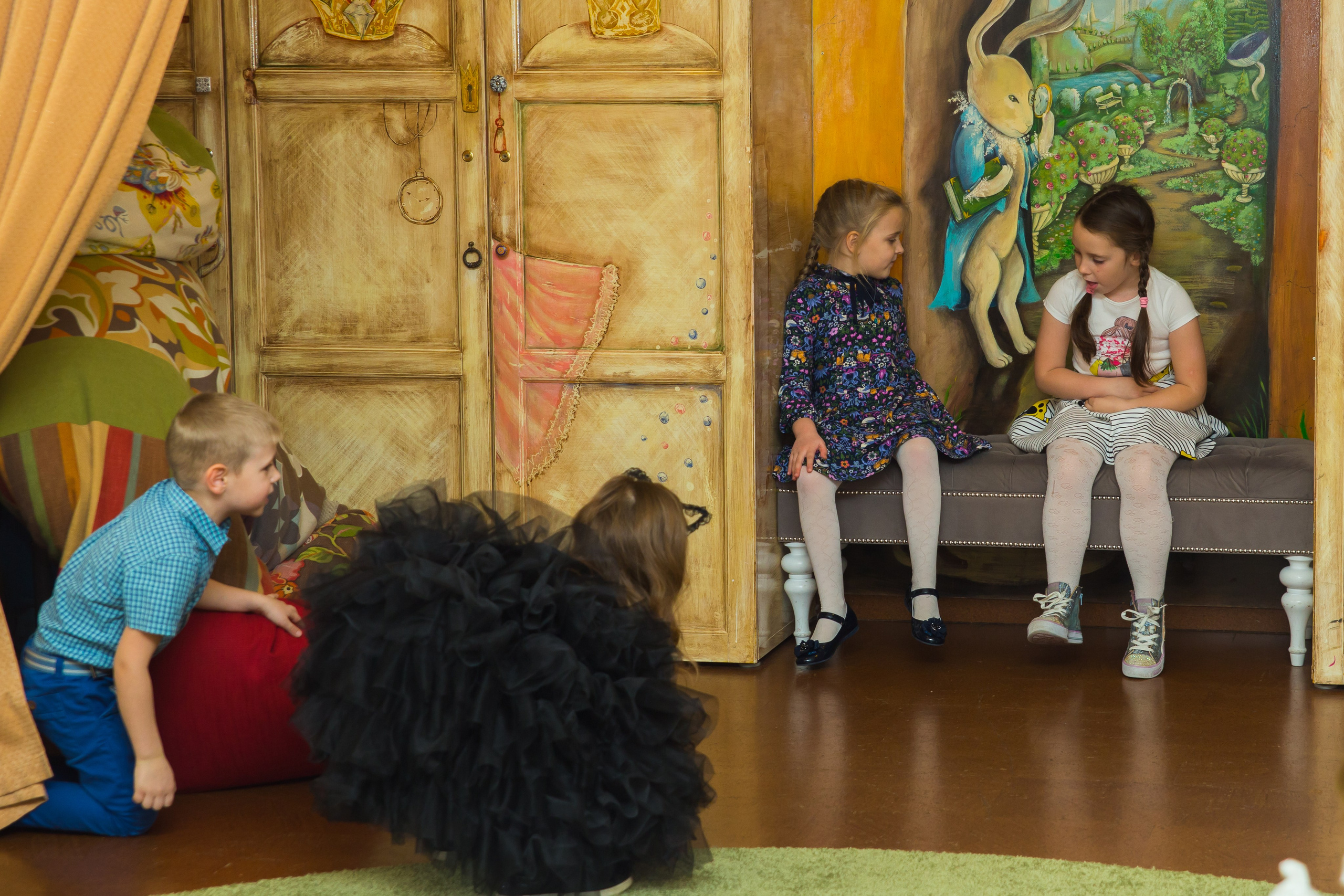 В домике Алисы. Мире 6 лет. Семейный и школьный фотограф в Москве Анна Ткач