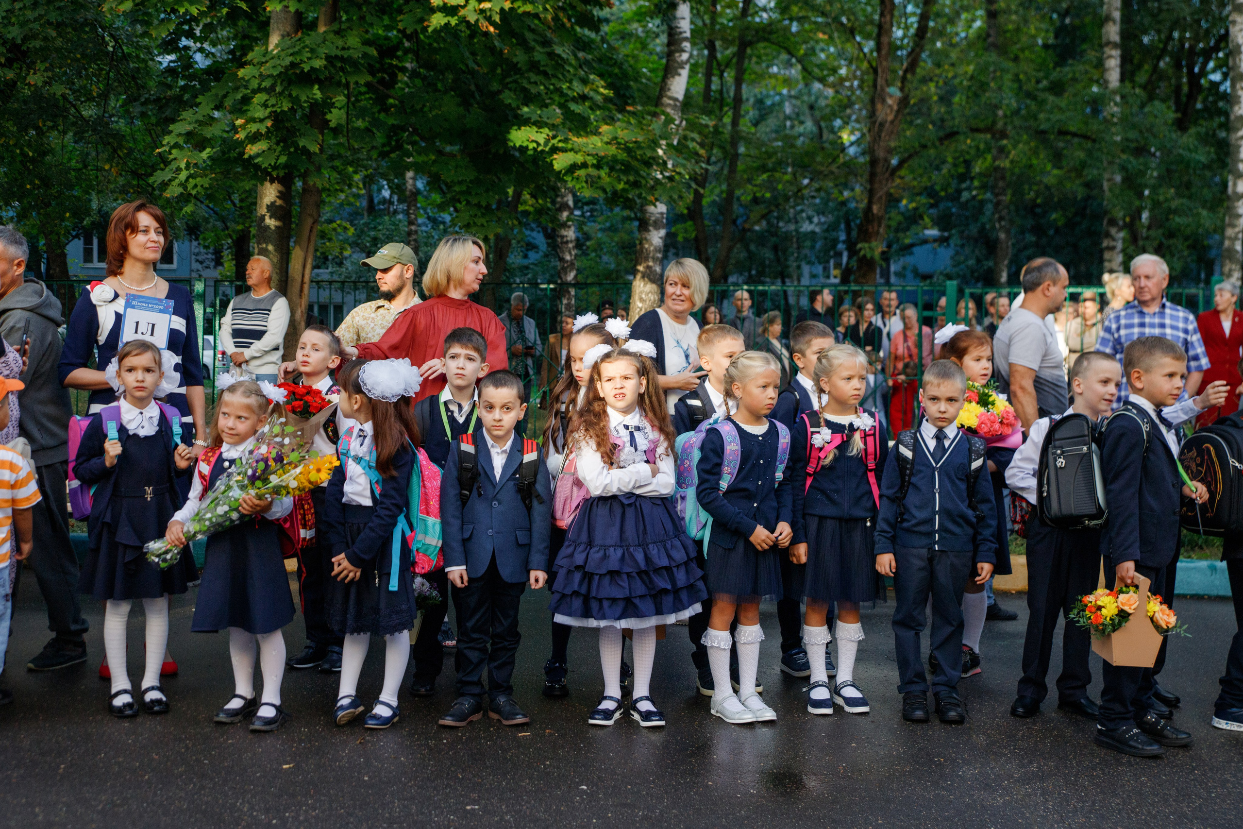 Репортажная съемка первого сентября для первоклассников. Семейный и школьный фотограф в Москве Анна Ткач