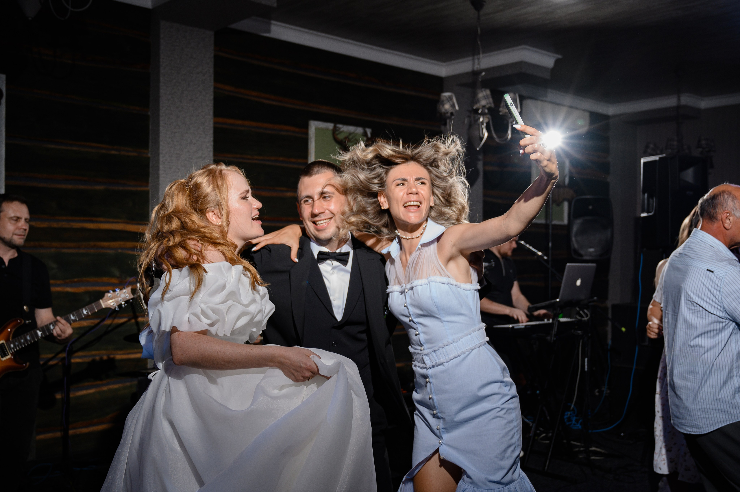 Данил и Елизавета. Свадебный и Семейный фотограф в Абакане, Красноярске