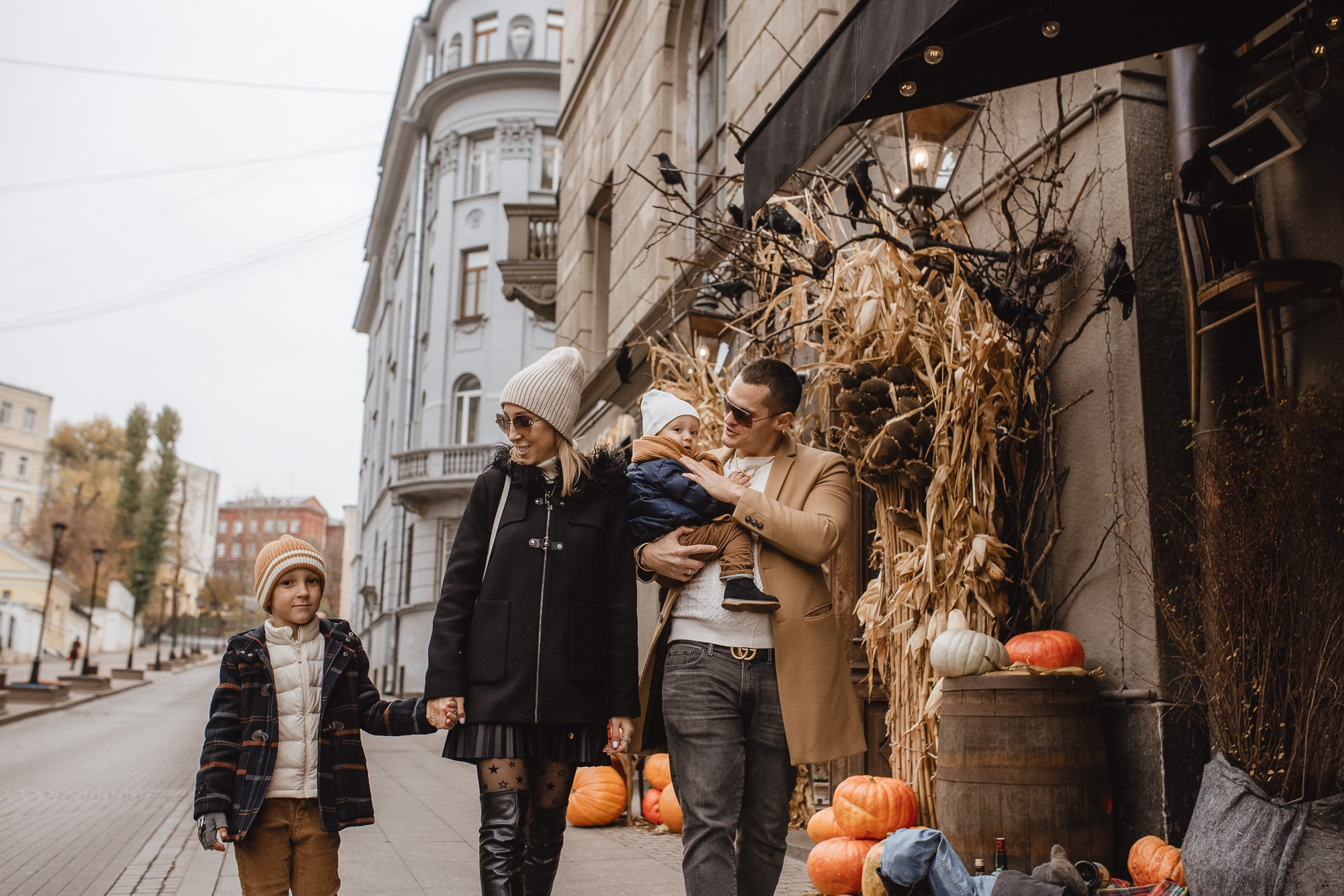Прогулка в центре города. Фотограф на Крещение, Венчание в Москве Ирина Шамина