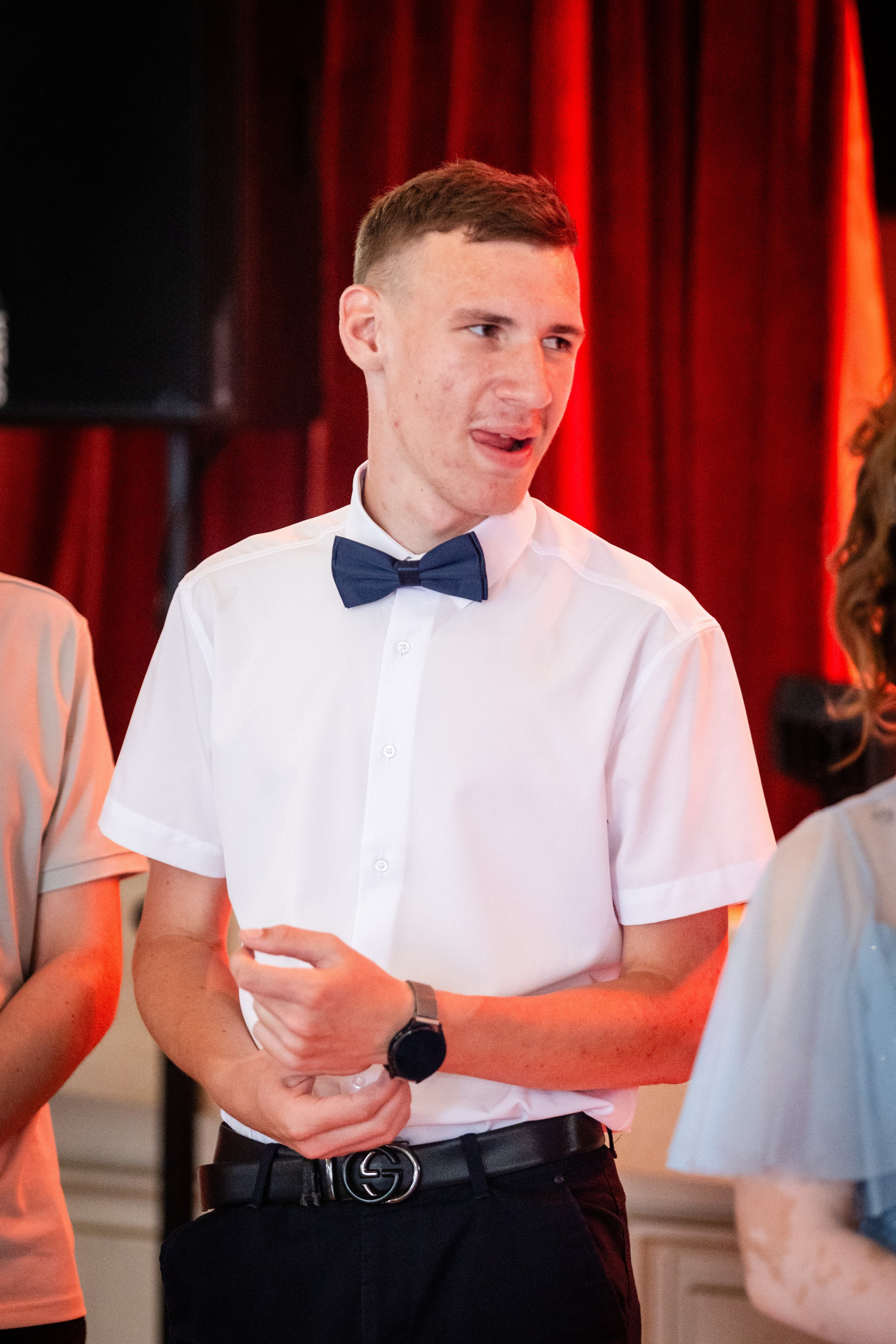 Школьный выпускной. Детский фотограф видеограф в Хабаровске Михаил Орлов