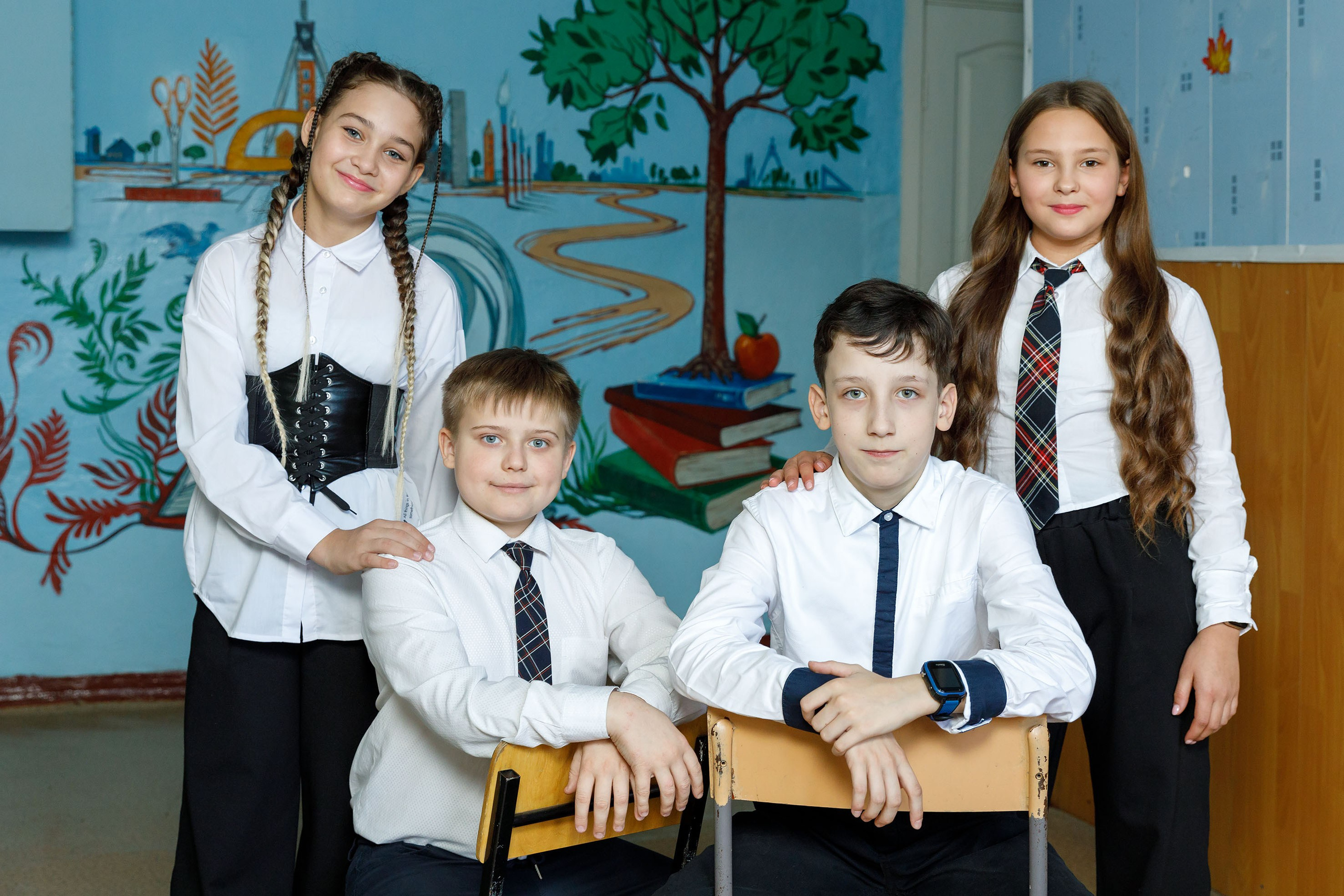 4 класс. Фотограф Анна Телекаева, выпускные альбомы, семейные и репортажные съемки в Омске