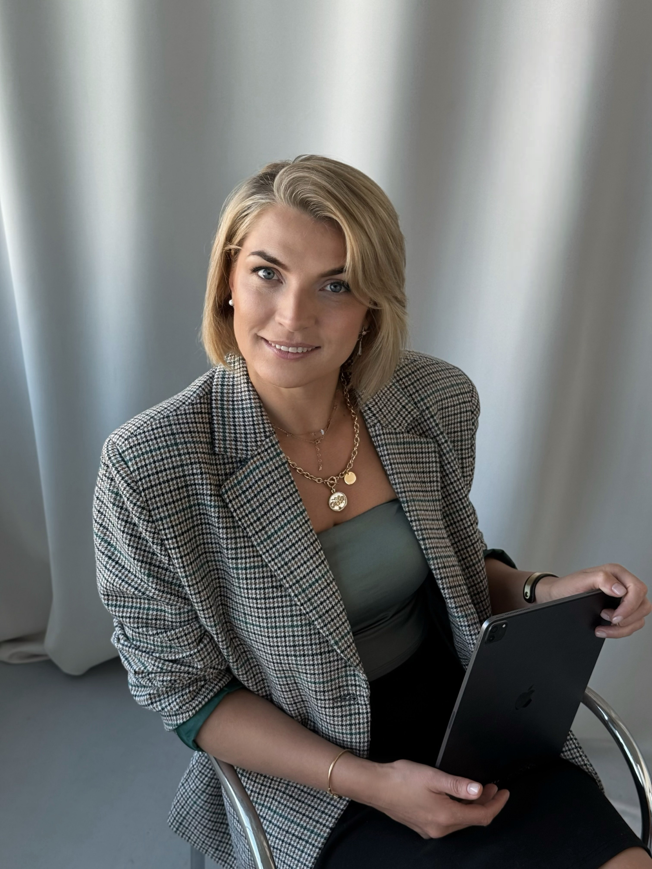 Дизайнер Татьяна. Фотограф и видеограф в Санкт-Петербурге Хромцова Людмила