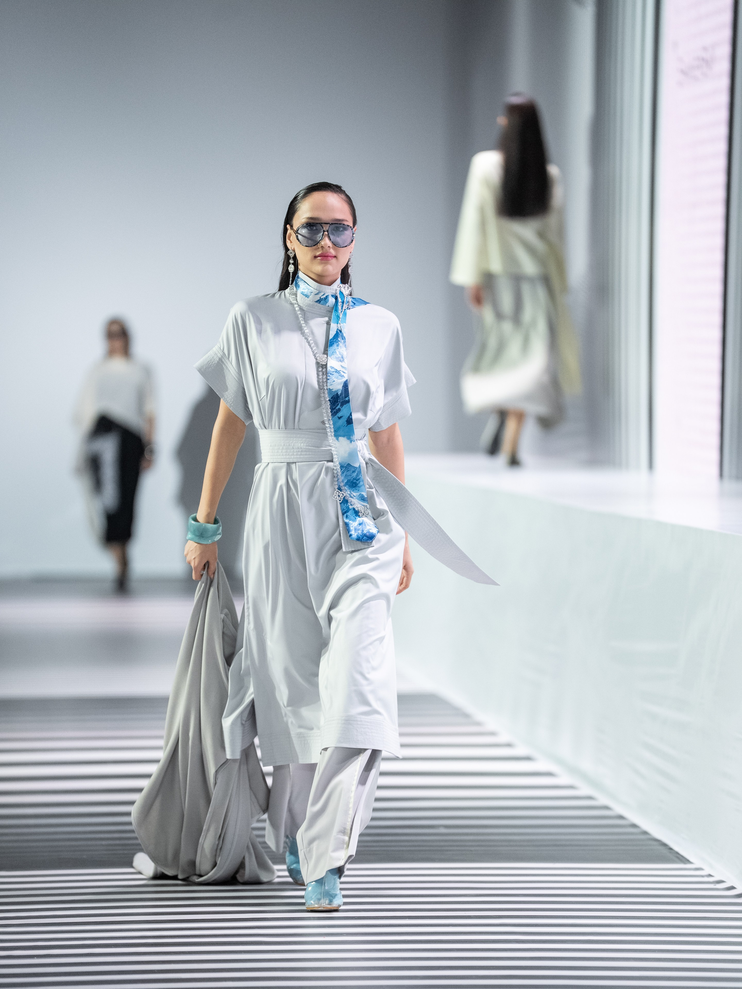 Brand Shakerbay. Сайт Алматинского НЮ АРТ, будуар и фэшн фотографа Дениса Карпенко