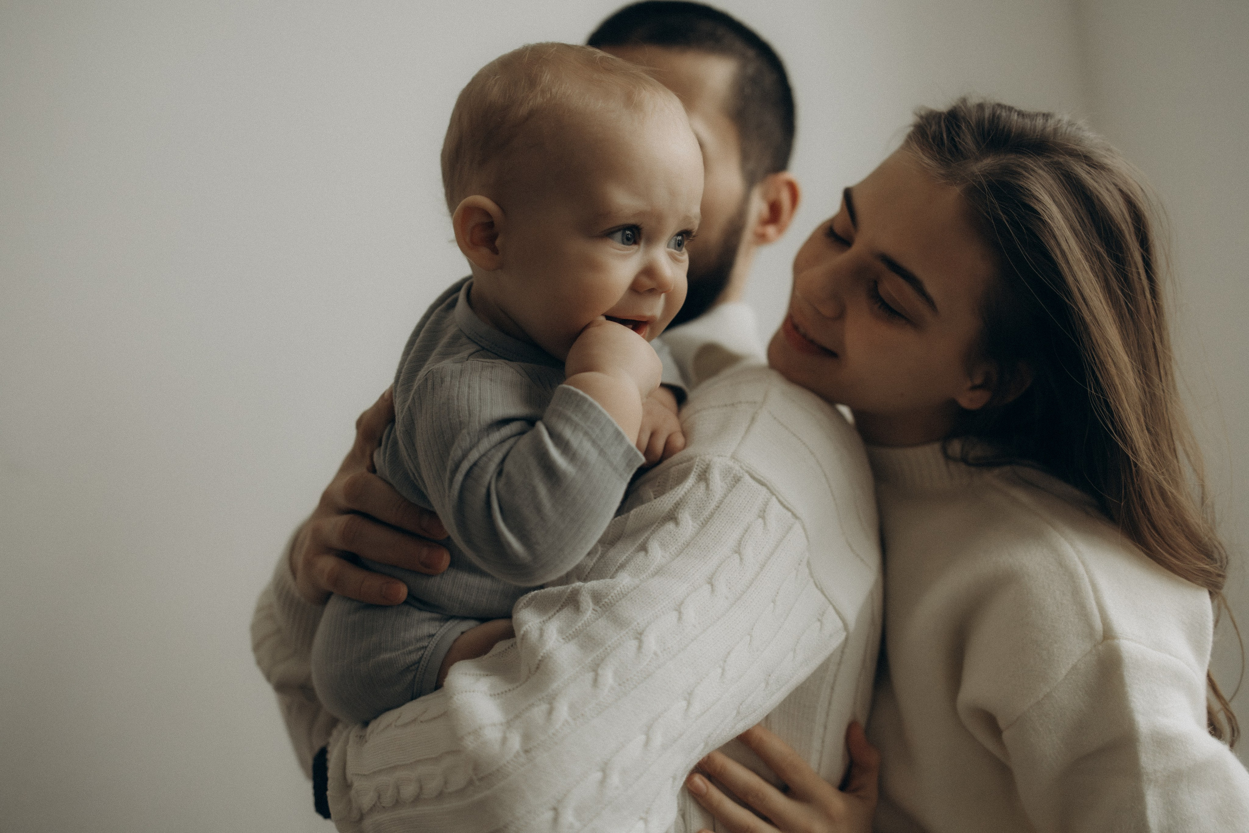 Семейная фотосессия в студии. Семейный фотограф Москва Юлиана Фетисова