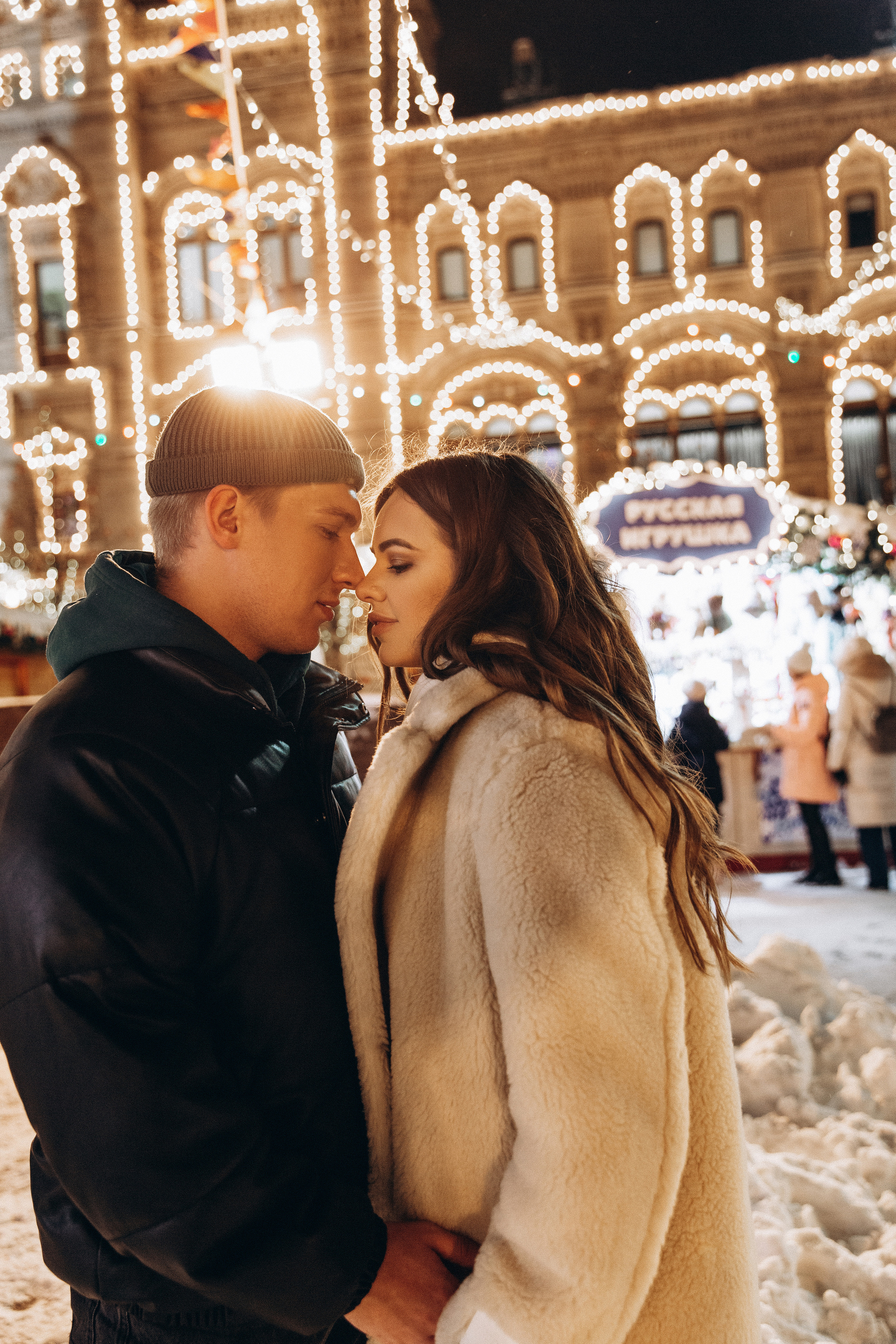 Фотосессия возле ГУМа на Новый год в Москве. Контентный и репортажный фотограф Виталий Кулешов | Москва