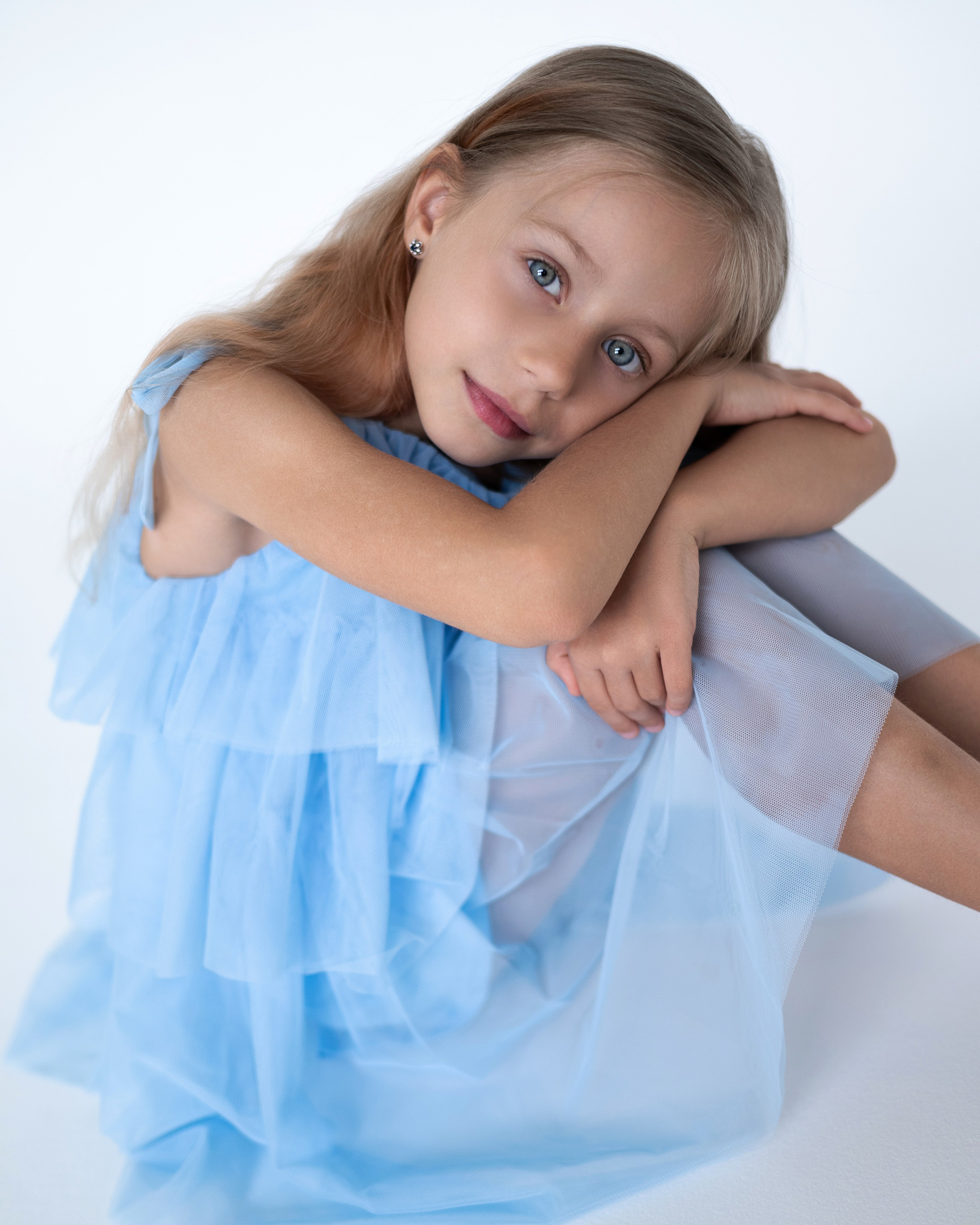 Модельное портфолио. Фотограф Москва Виктория Вишневская актерское / модельное портфолио