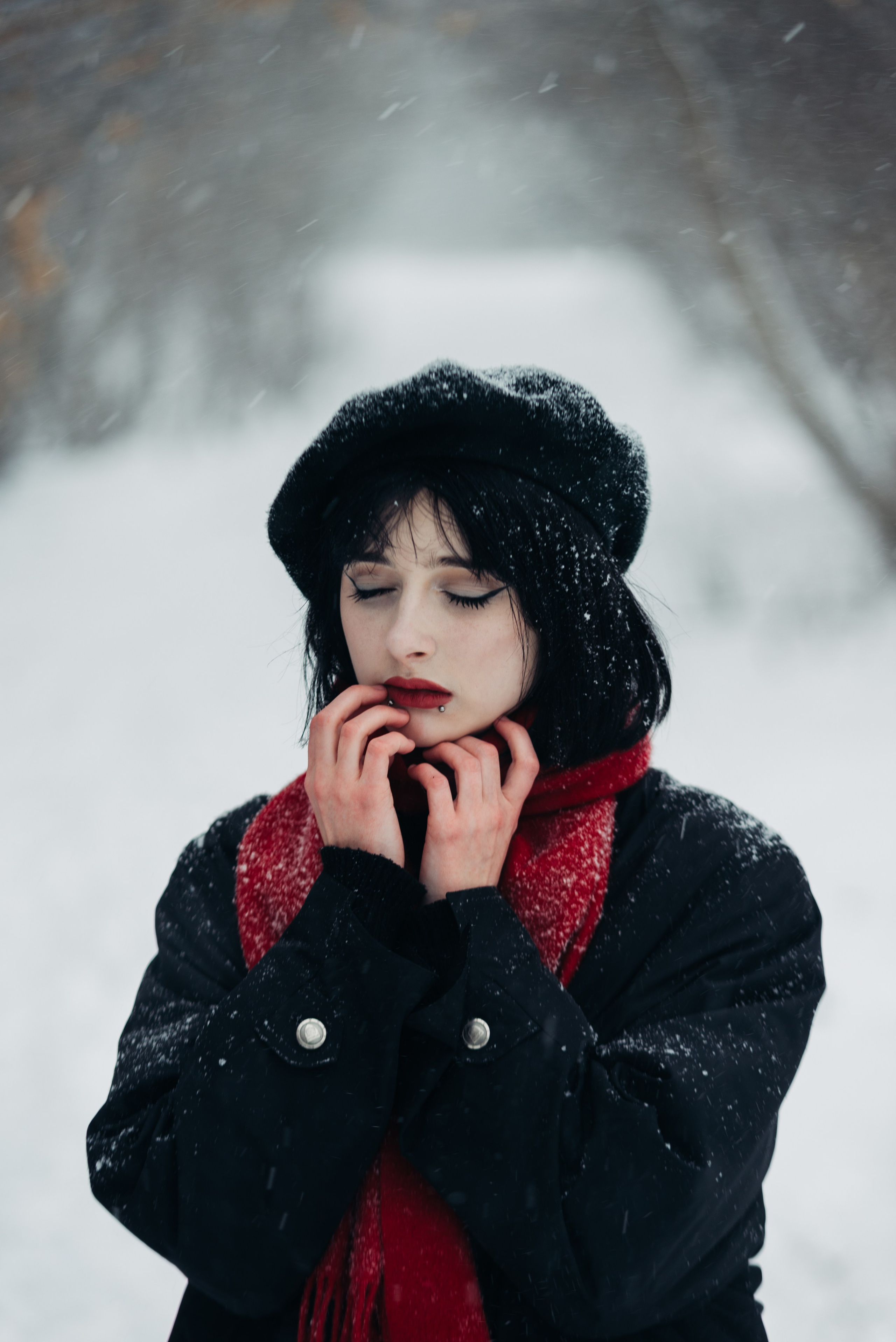 Снег и Красный. Главная