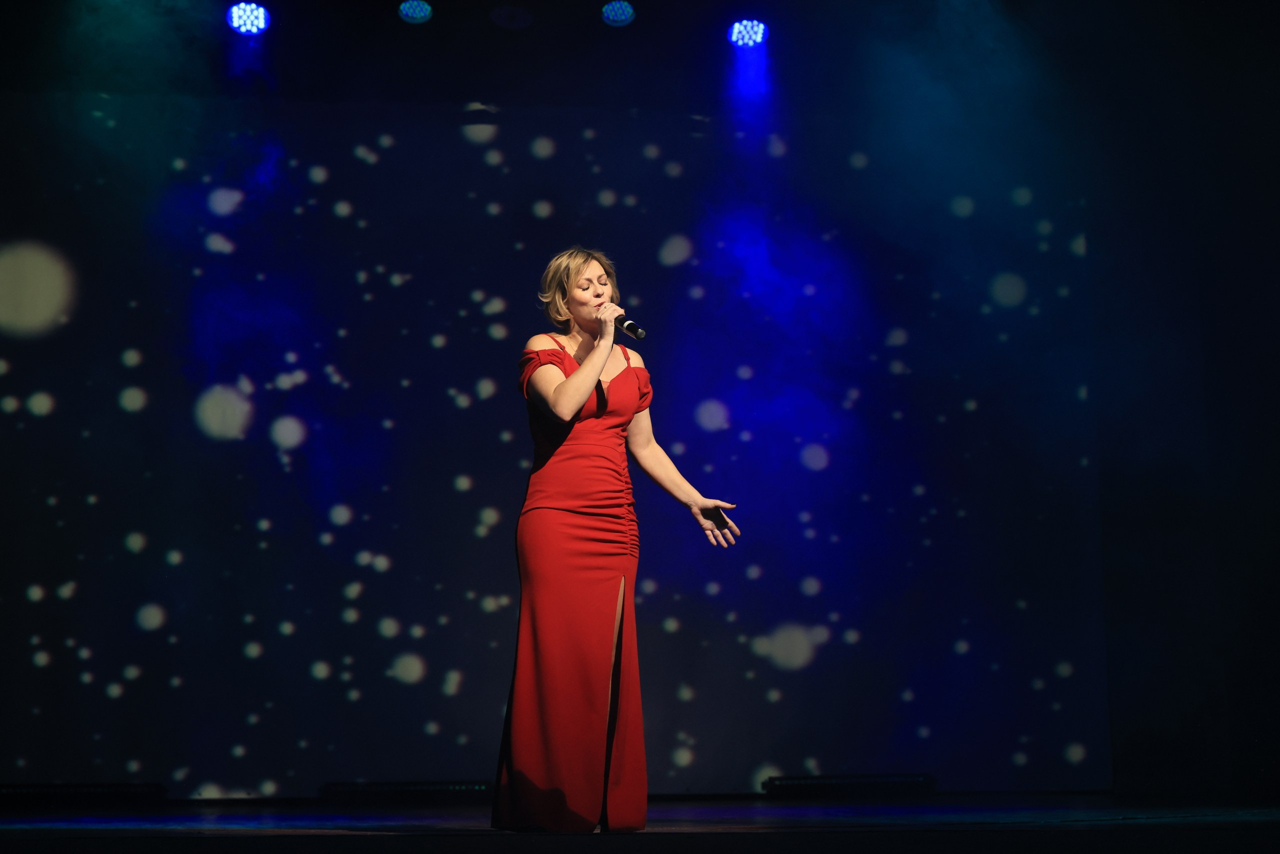 Концерт к 8 Марта в ДК «Металлург» г. Тула. Фотограф в Туле Крупский АнДРей. Фотостудия «КАДР71» в Туле