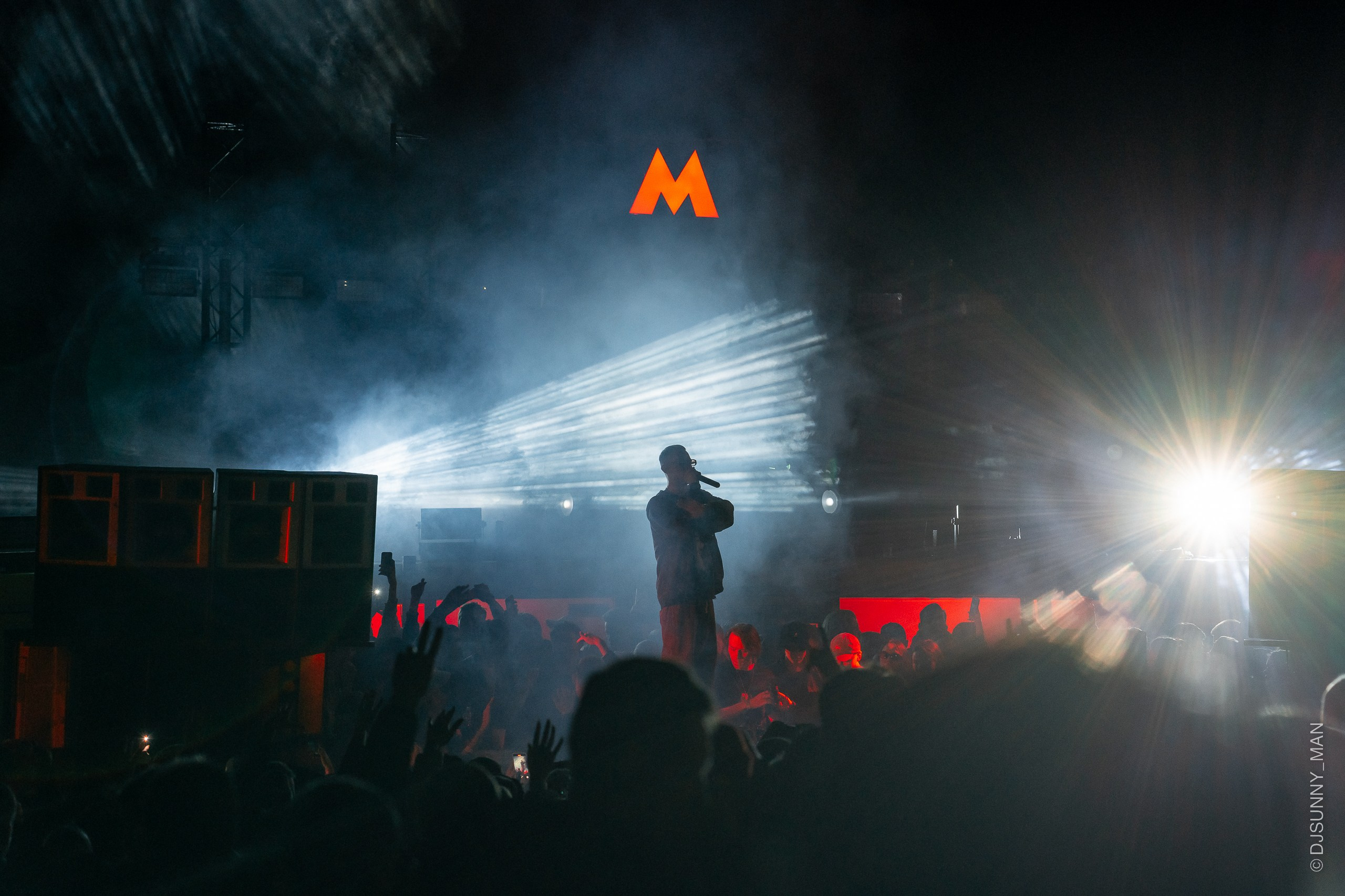 Metro Gorkovskaya. Sunnyman