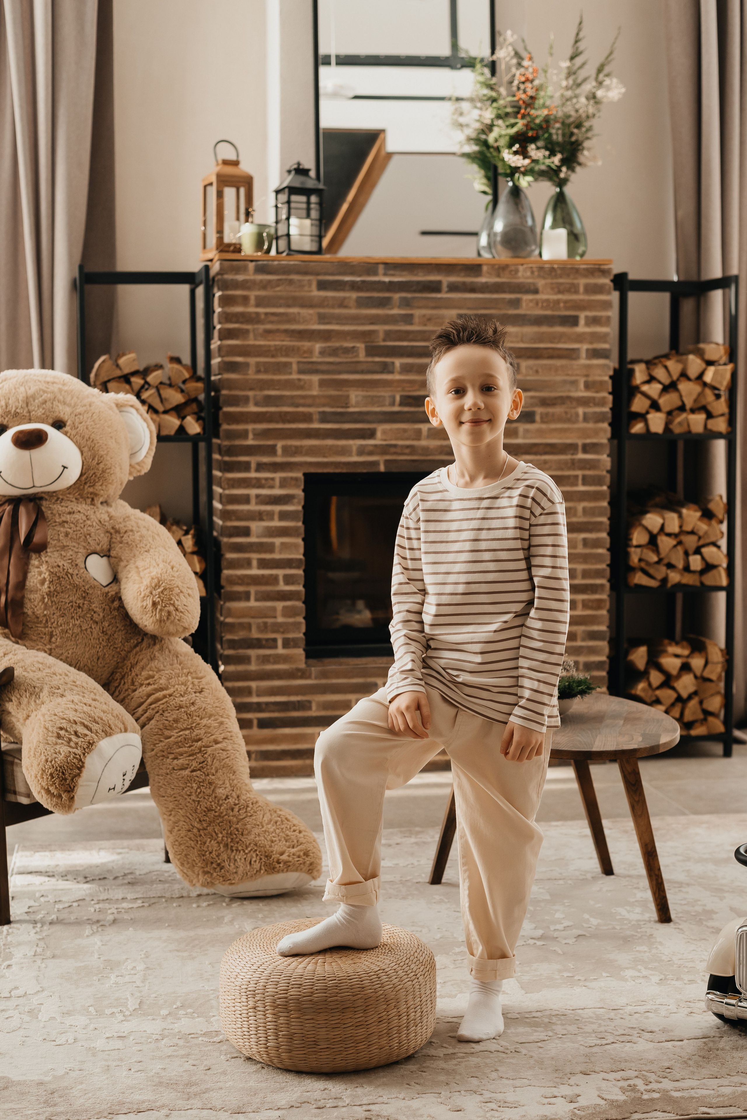 Семейная фотосессия в студии-дом. Семейный и детский фотограф Кущ Наташа