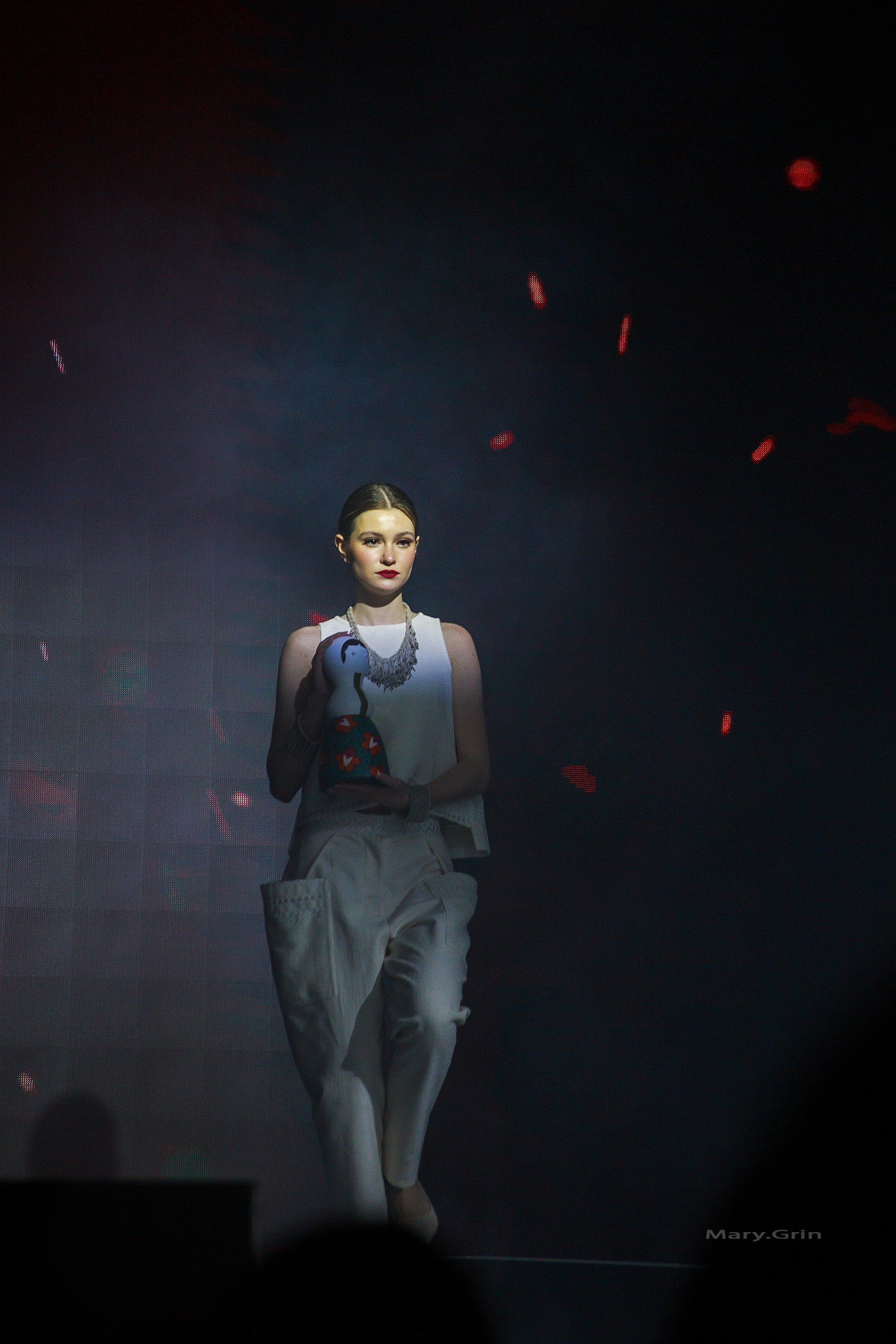 Подиумный спектакль «стиль Надежды» 2025. Детский и семейный фотограф, фотограф мероприятий Нижний Новгород