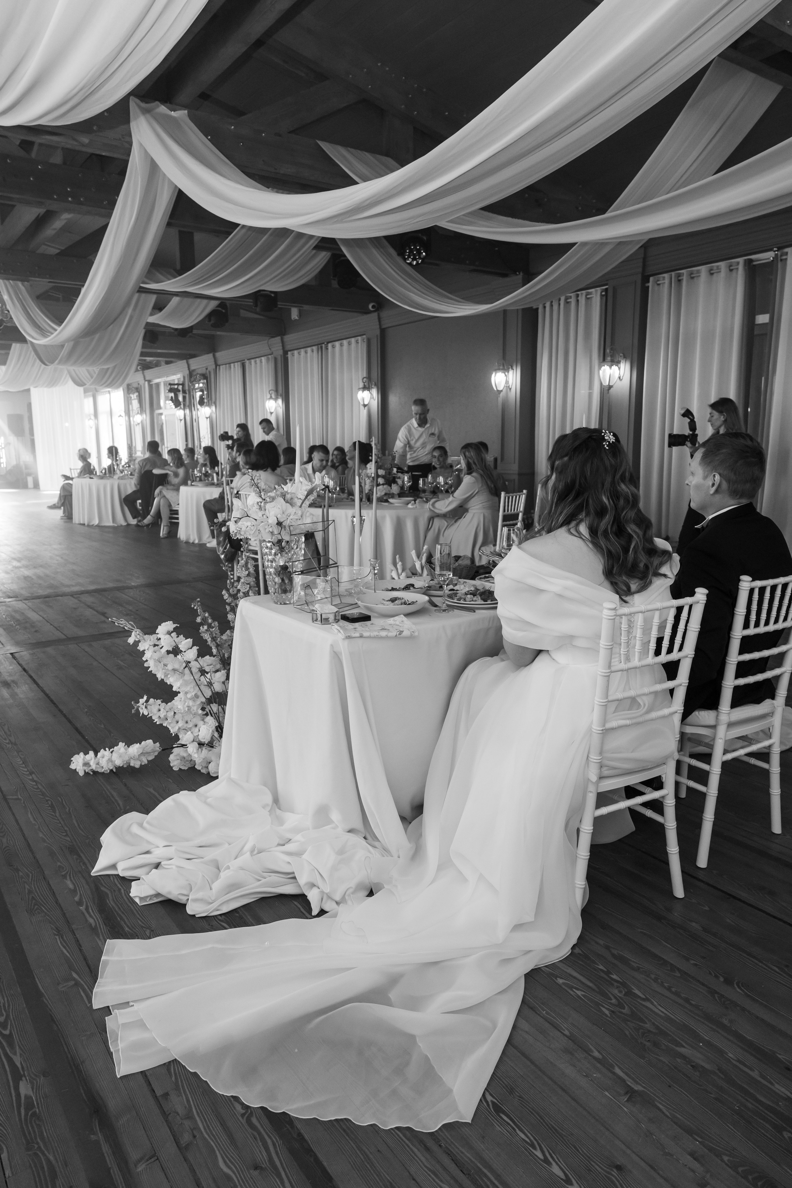 Свадебная фотосессия в отеле Сенешаль. Свадебный и репортажный фотограф (Москва, Королев и другие)