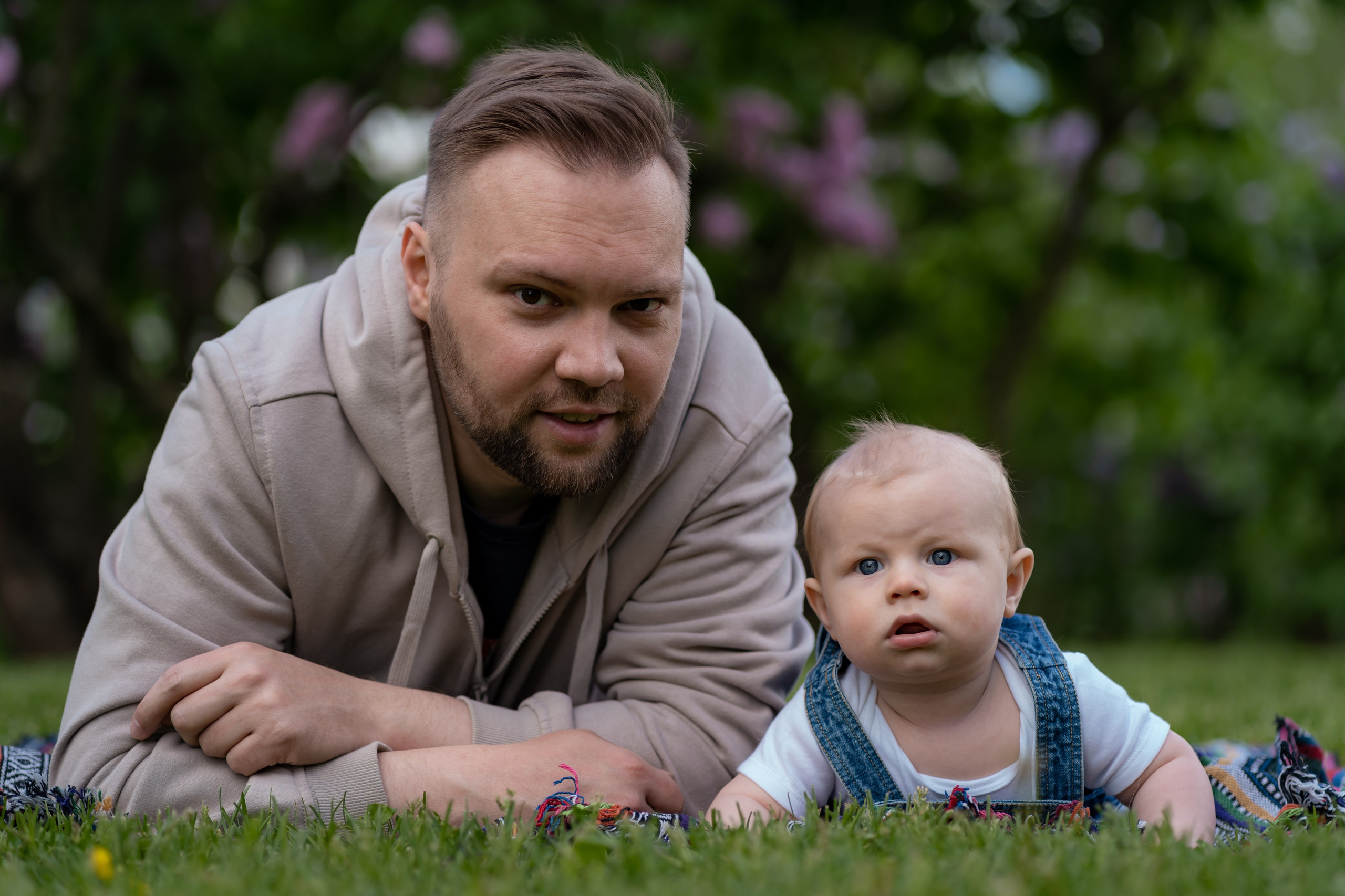 Софья с семьёй на ВДНХ. Семейный фотограф Варвара Сорока в городе Москве