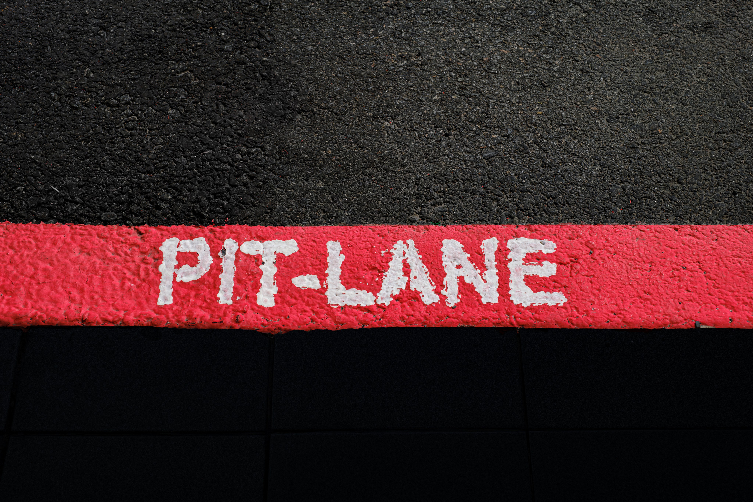 Российская серия гонок на выносливость. Авто и мотоспорт — фотограф Антон Медведев iCoguar