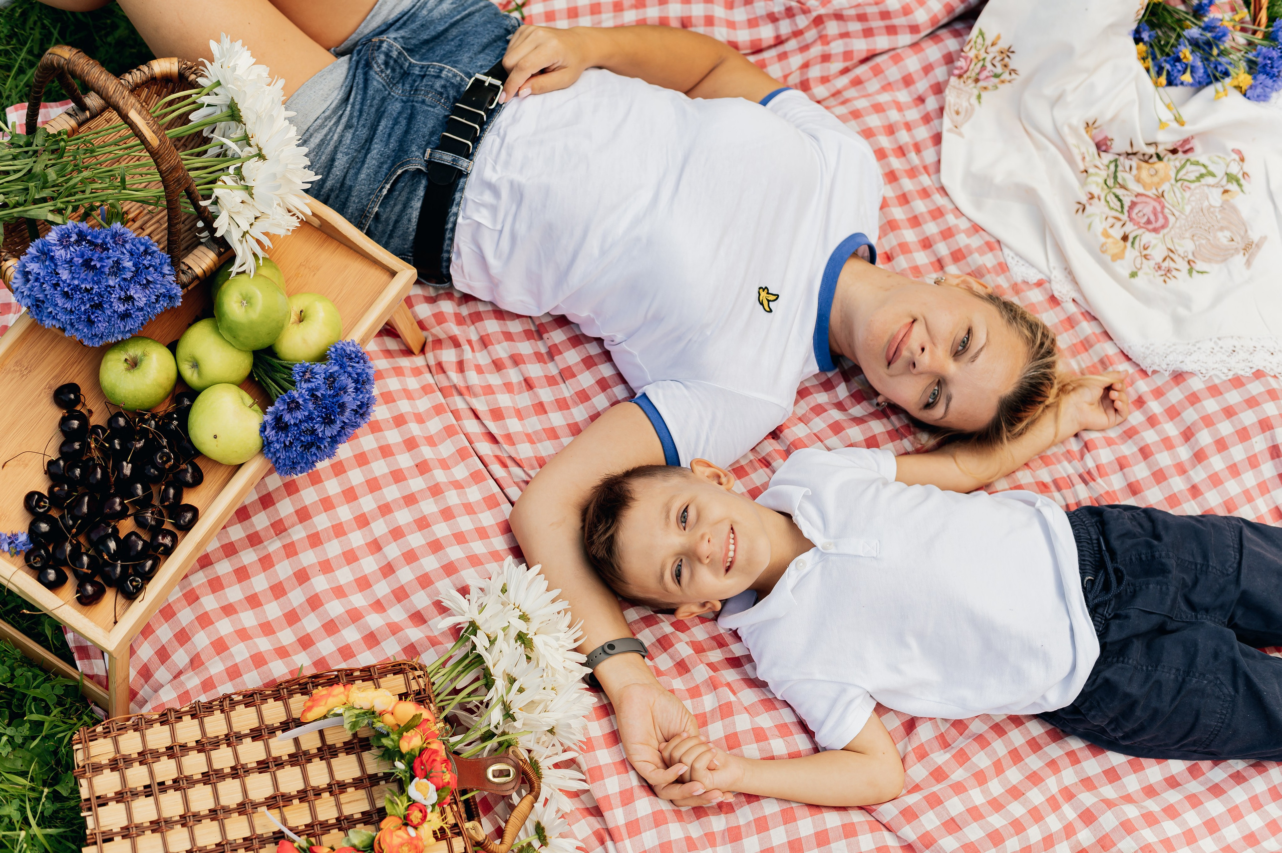 ЛЕТНИЙ ПИКНИК. Профессиональный репортажный, коммерческий фотограф в Санкт-Петербурге