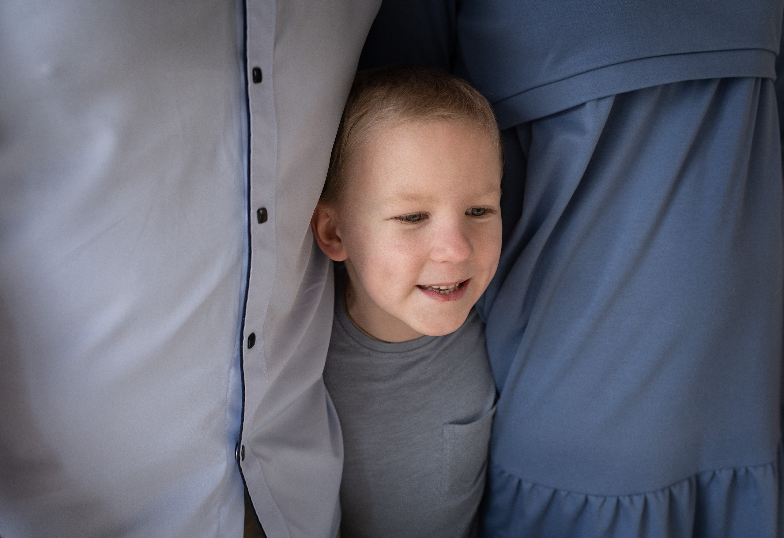 Семья Ляминых дома. Фотографы крещения/венчания  Красноярск Татьяна и Вячеслав Переваловы